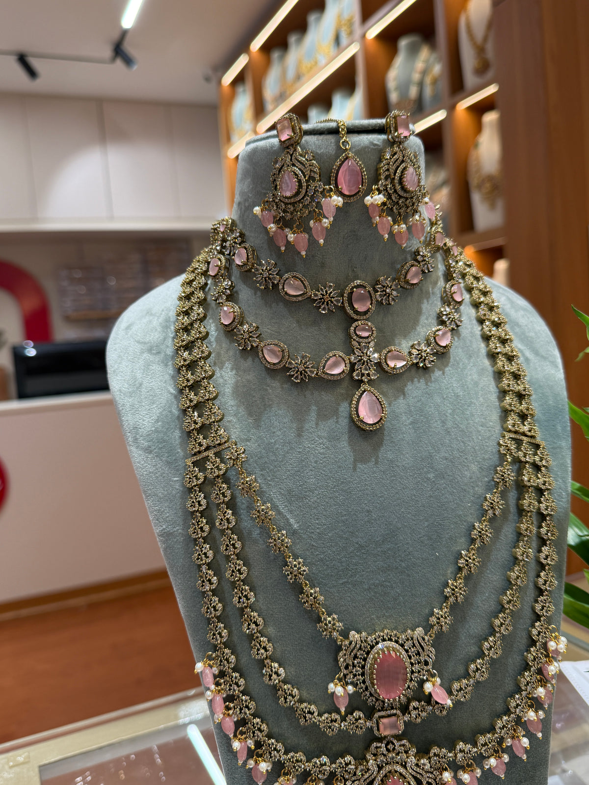 Victorian Stone Layer Bridal Necklace Full Set| NC015