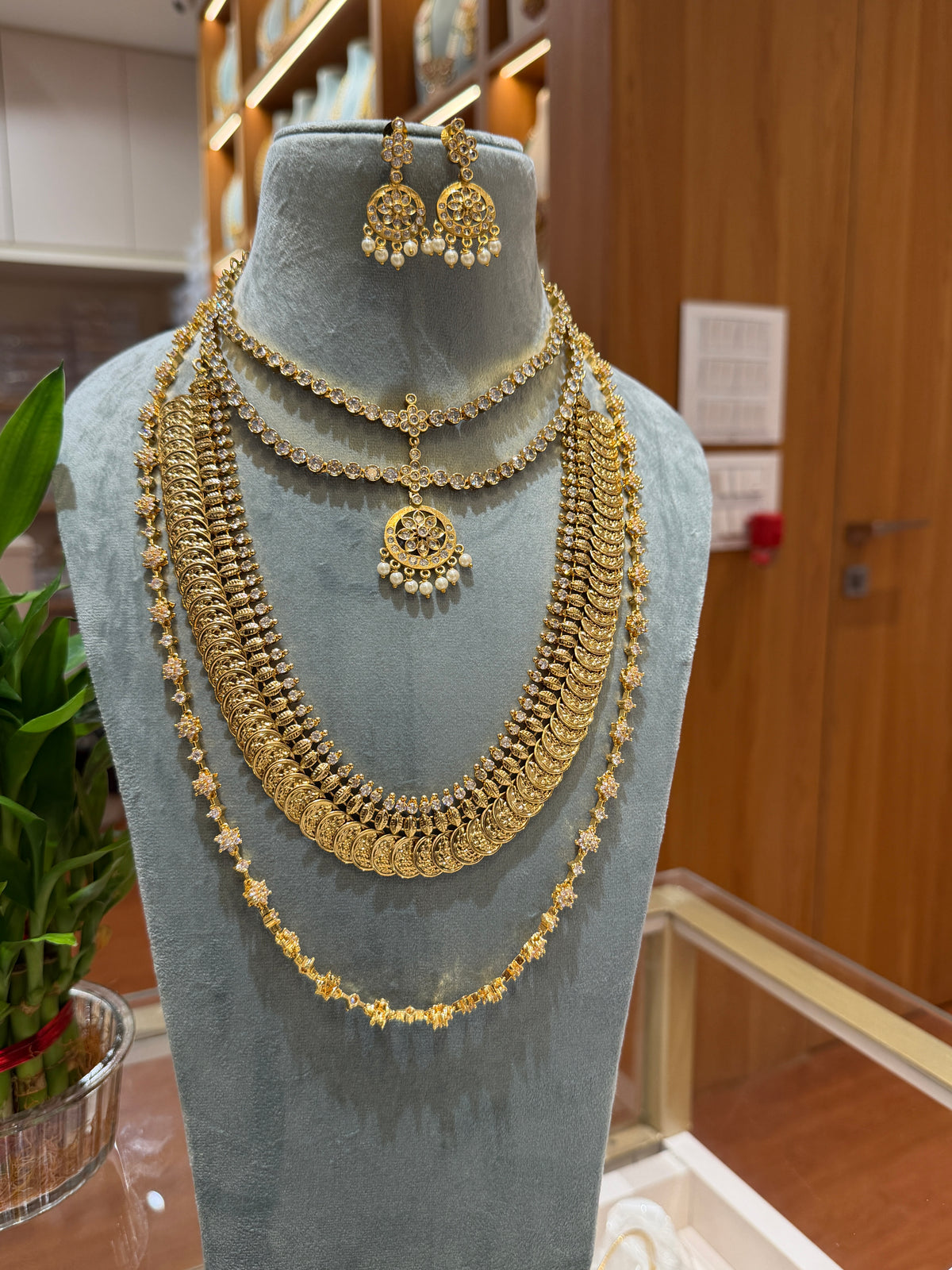 Gold like White Stone Full Necklace Set | NC011