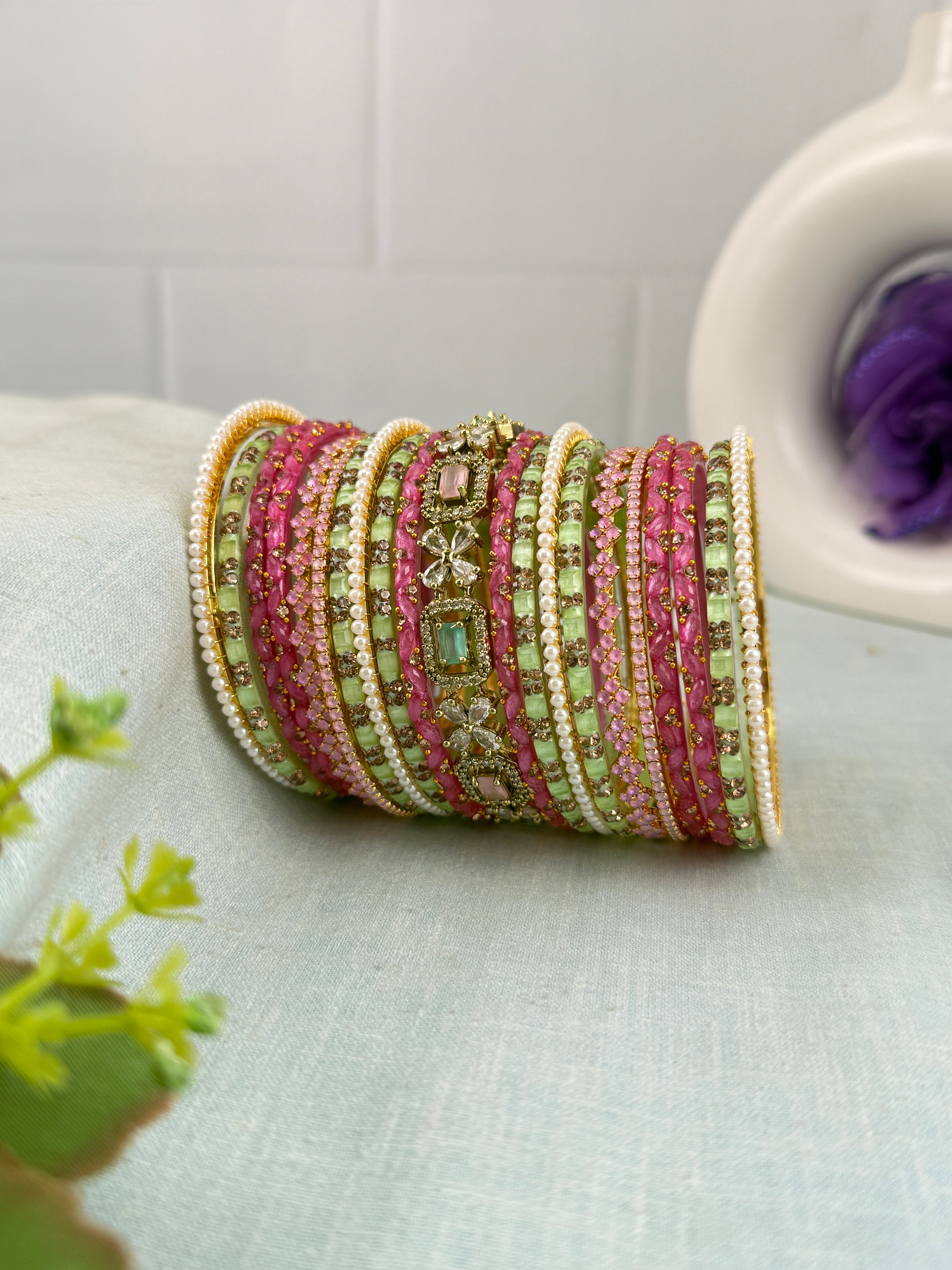 Luxurious Matcha & Strawberry Glass & Victorian Stone Bangle Set - 5335