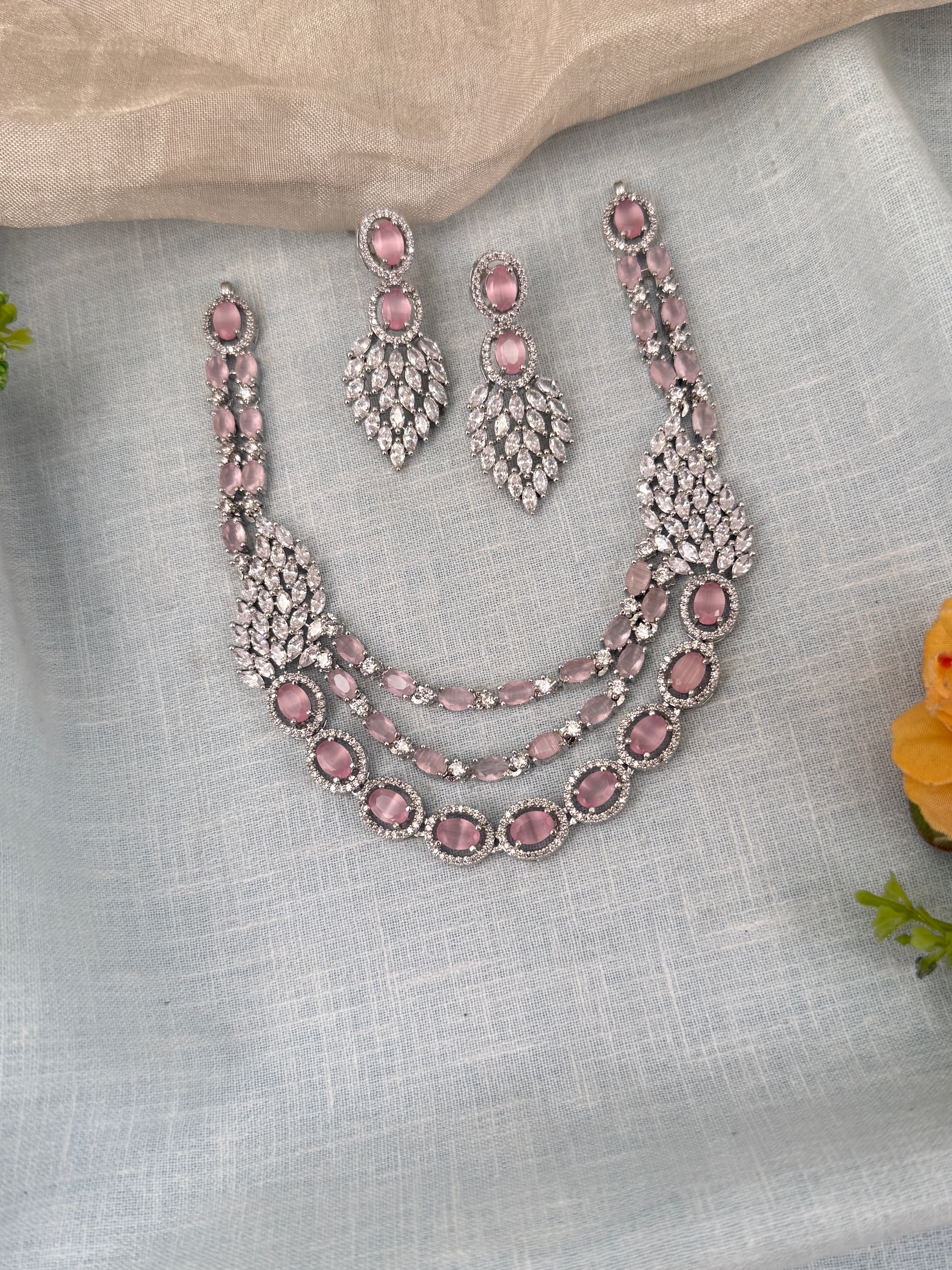 Luxurious Layer Stone Short Necklace Set 623