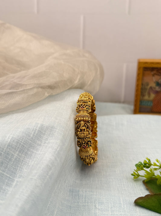 Luxurious Antique Kada Bangle 7029