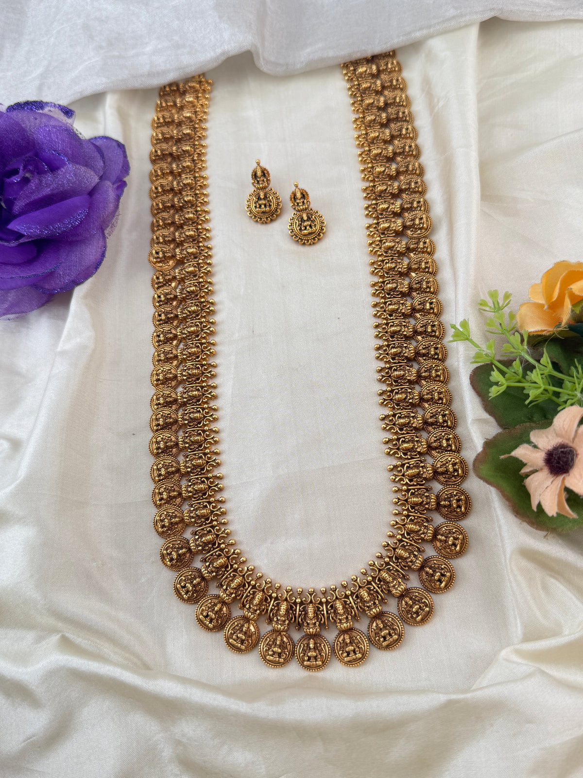 Antique temple necklace for women