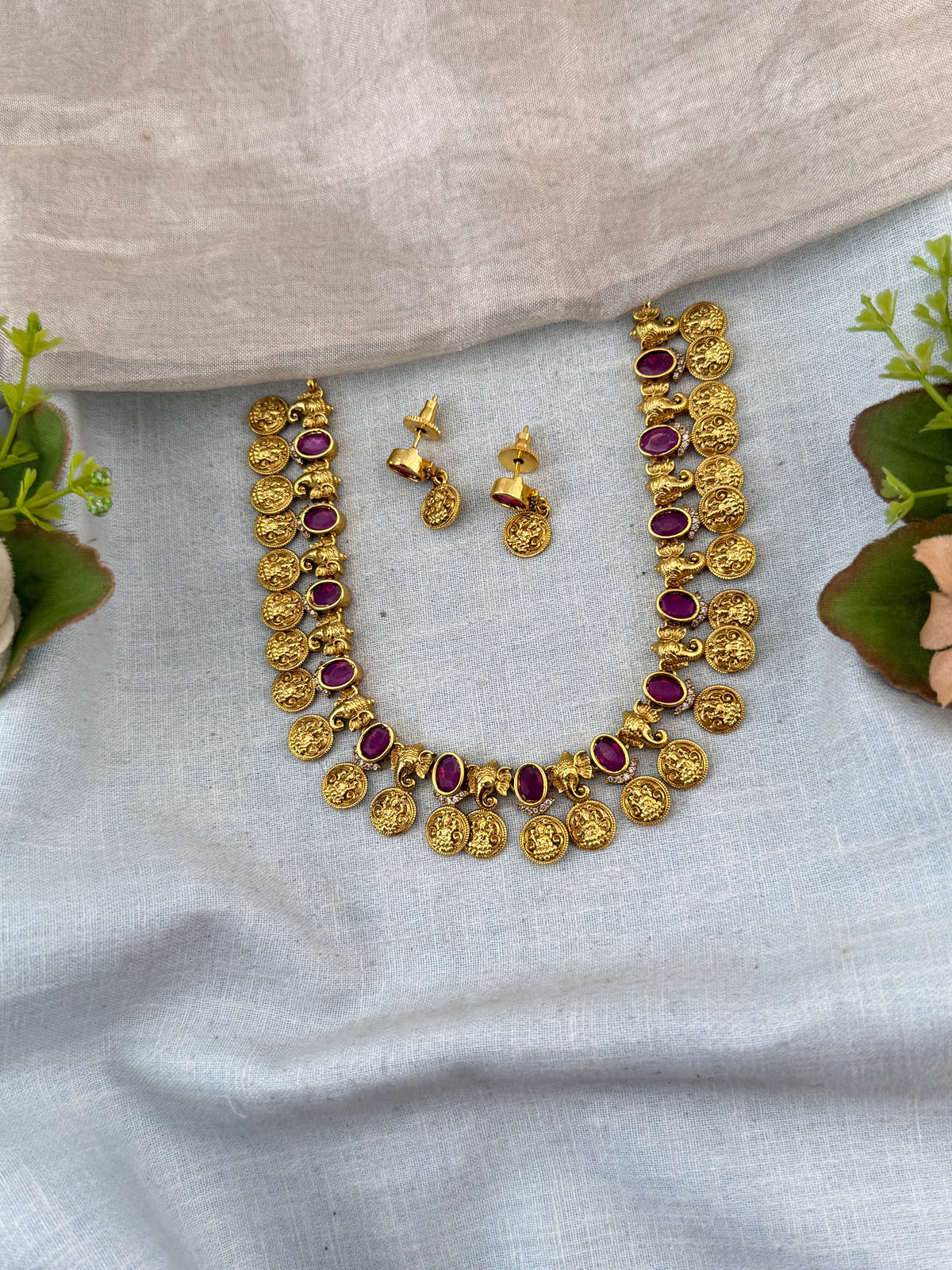 Antique temple necklace for women
