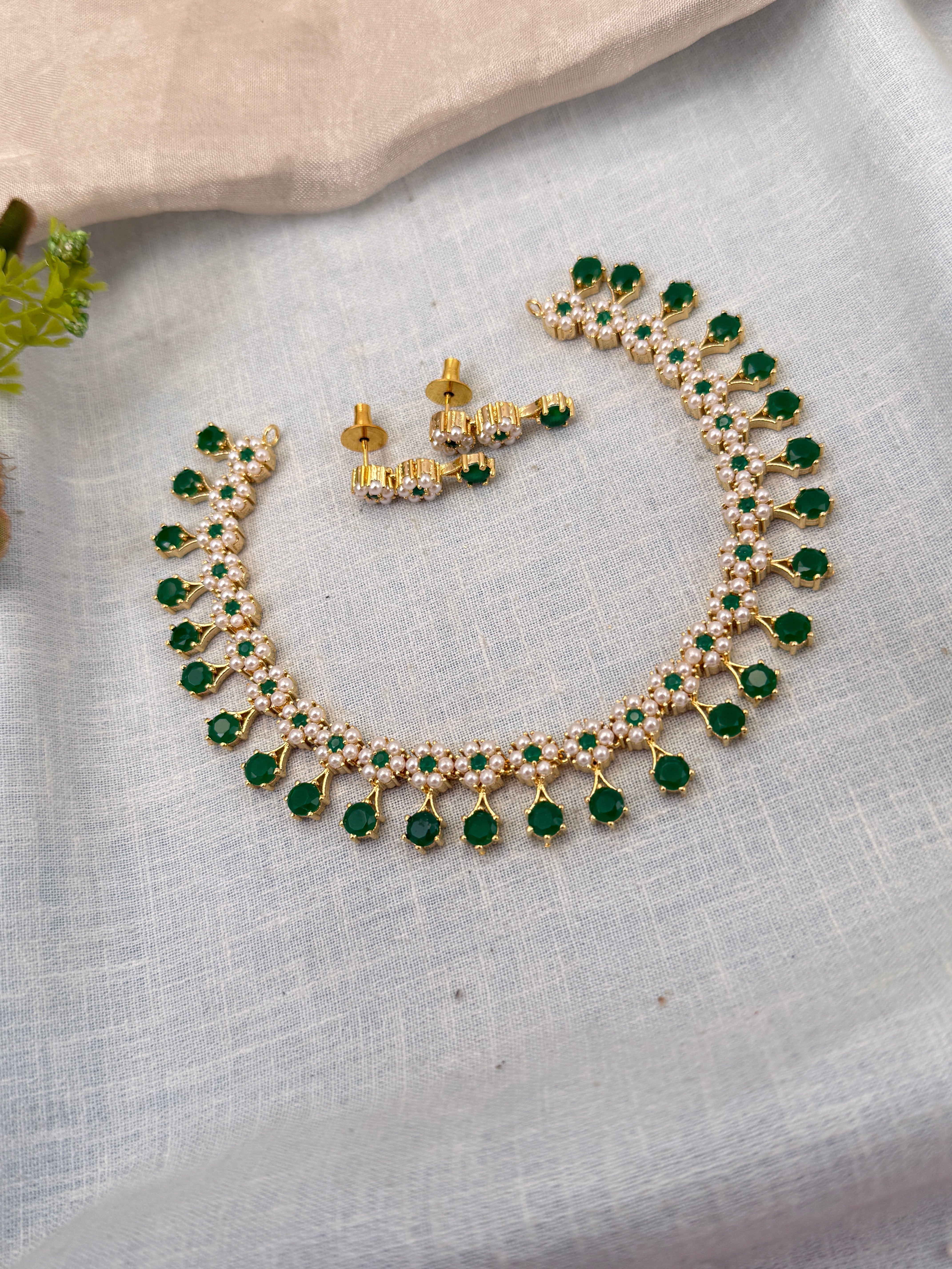 Royal Pearl Stone Short Necklace Set 692