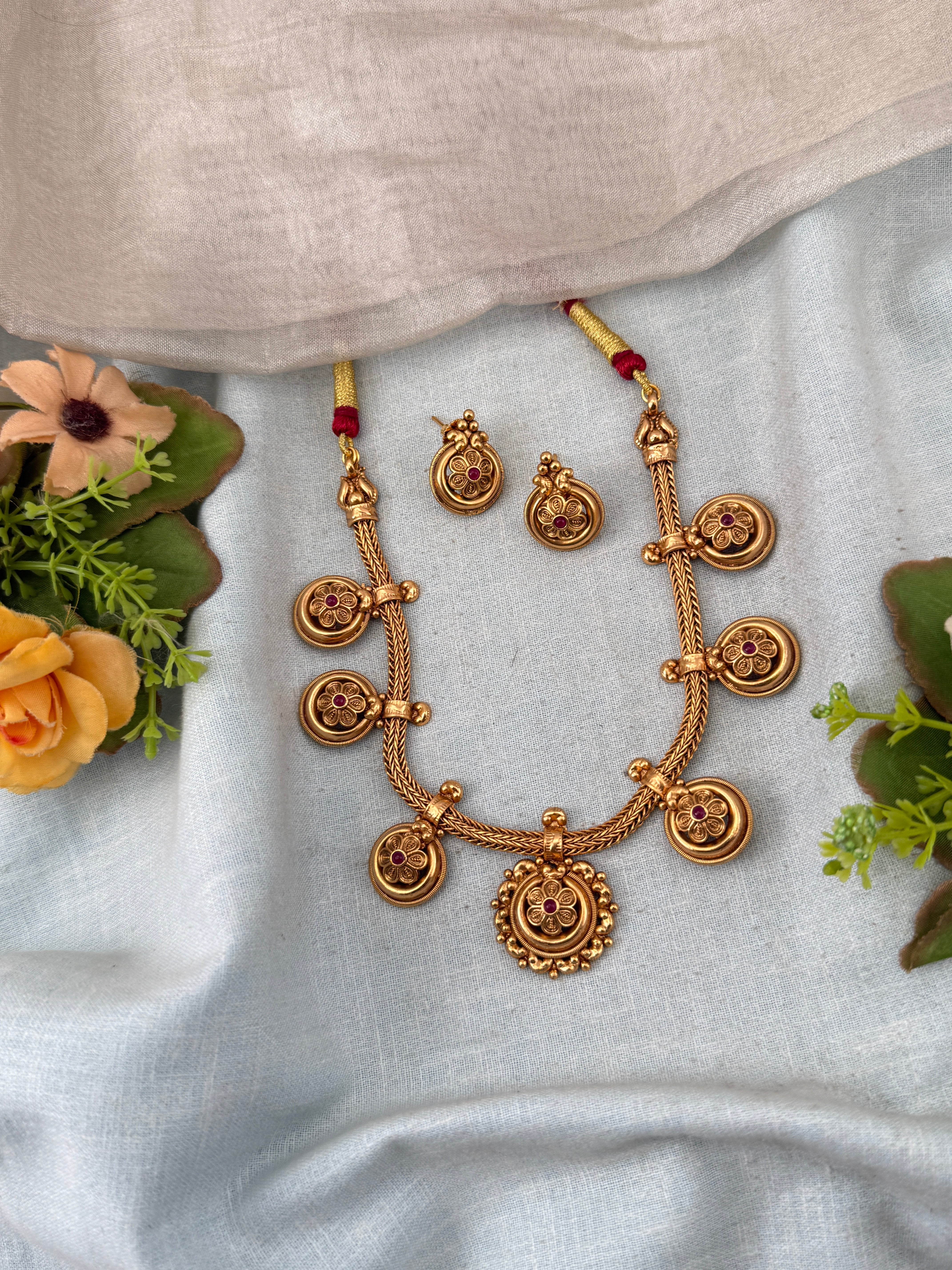 Antique temple necklace for women