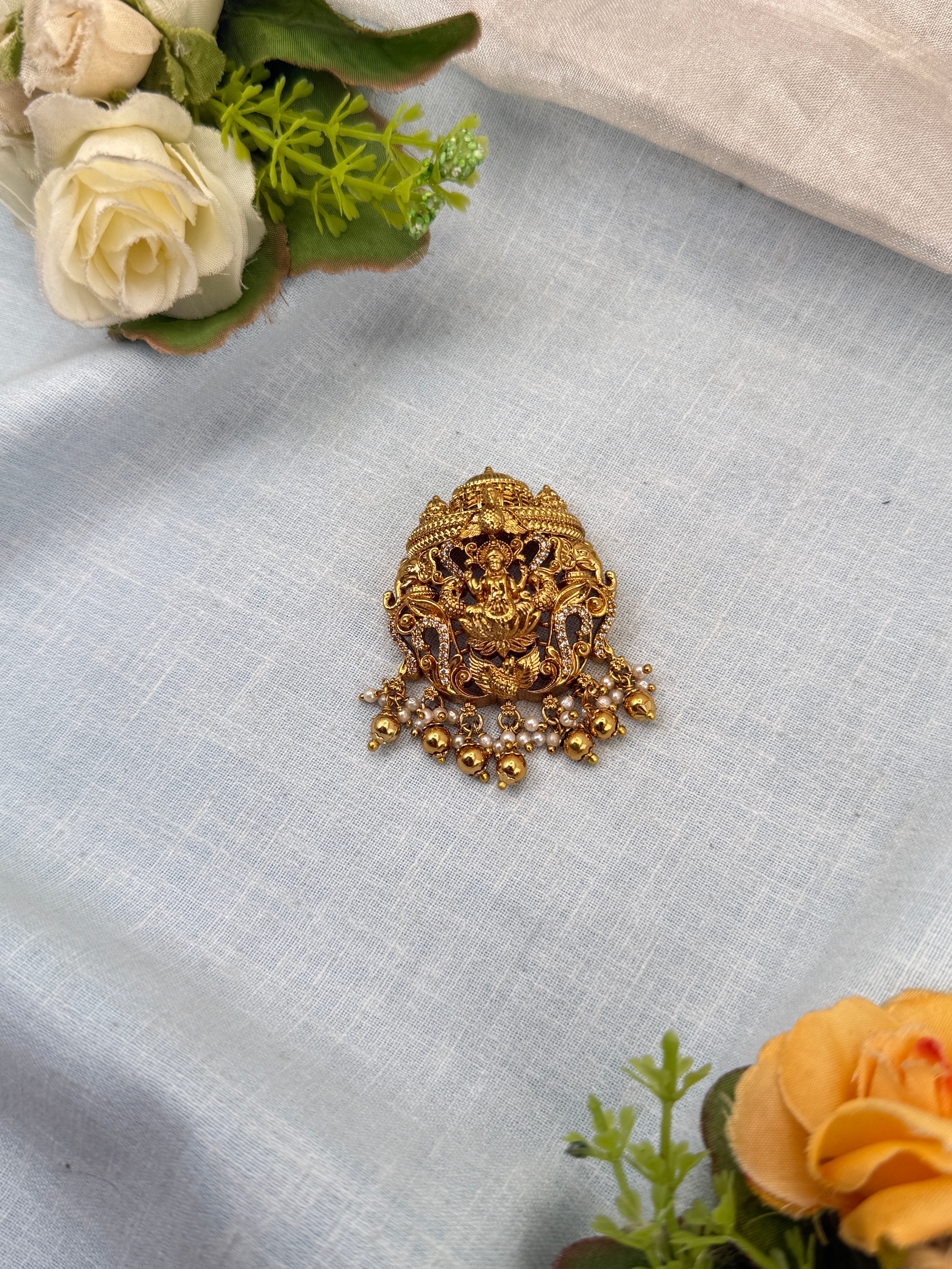 Traditional Gold Jadebille – South Indian Bridal Hair Accessory, jadebille, hair choti