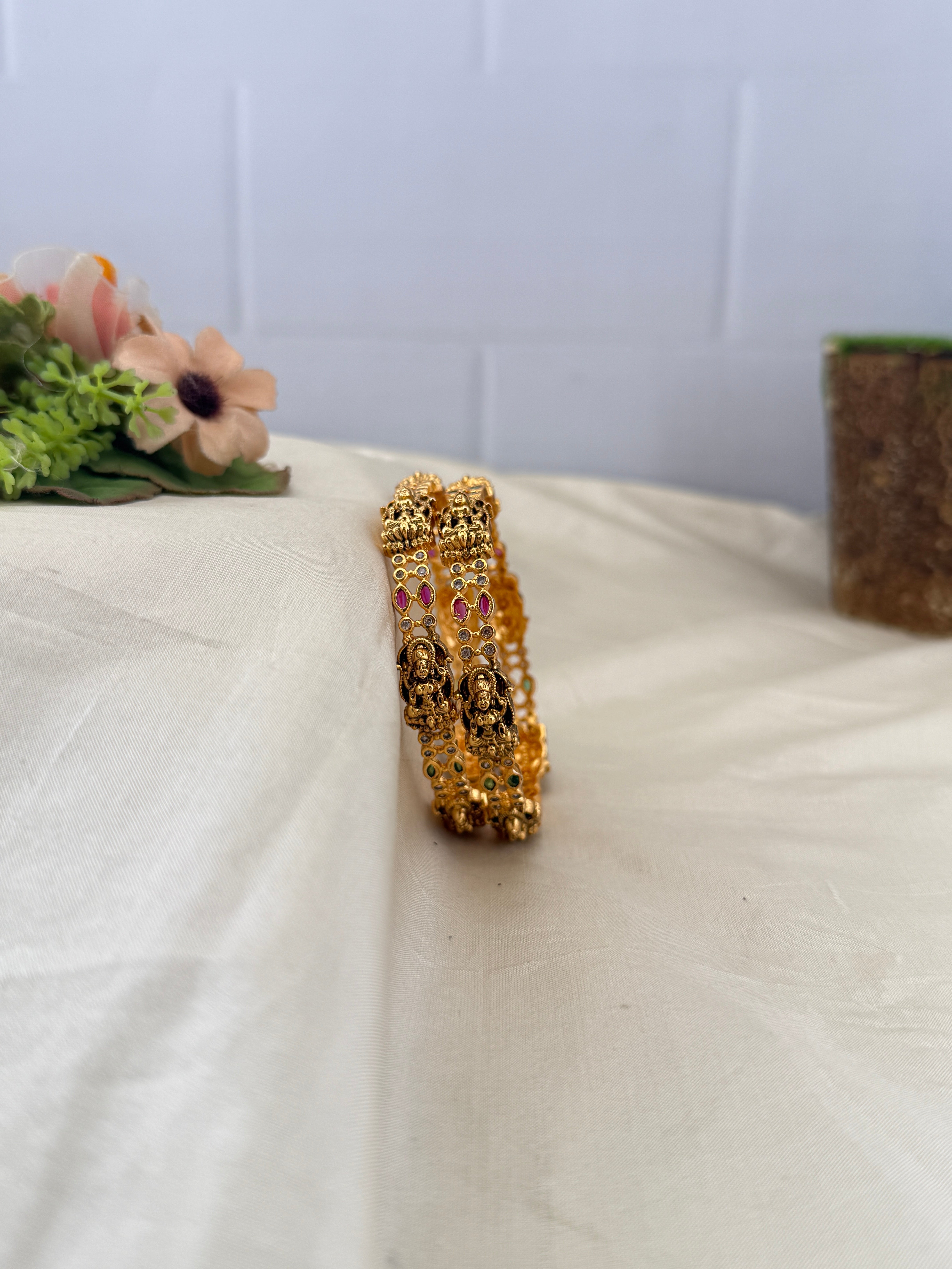 Antique temple style bridal bangles for women by Mahila