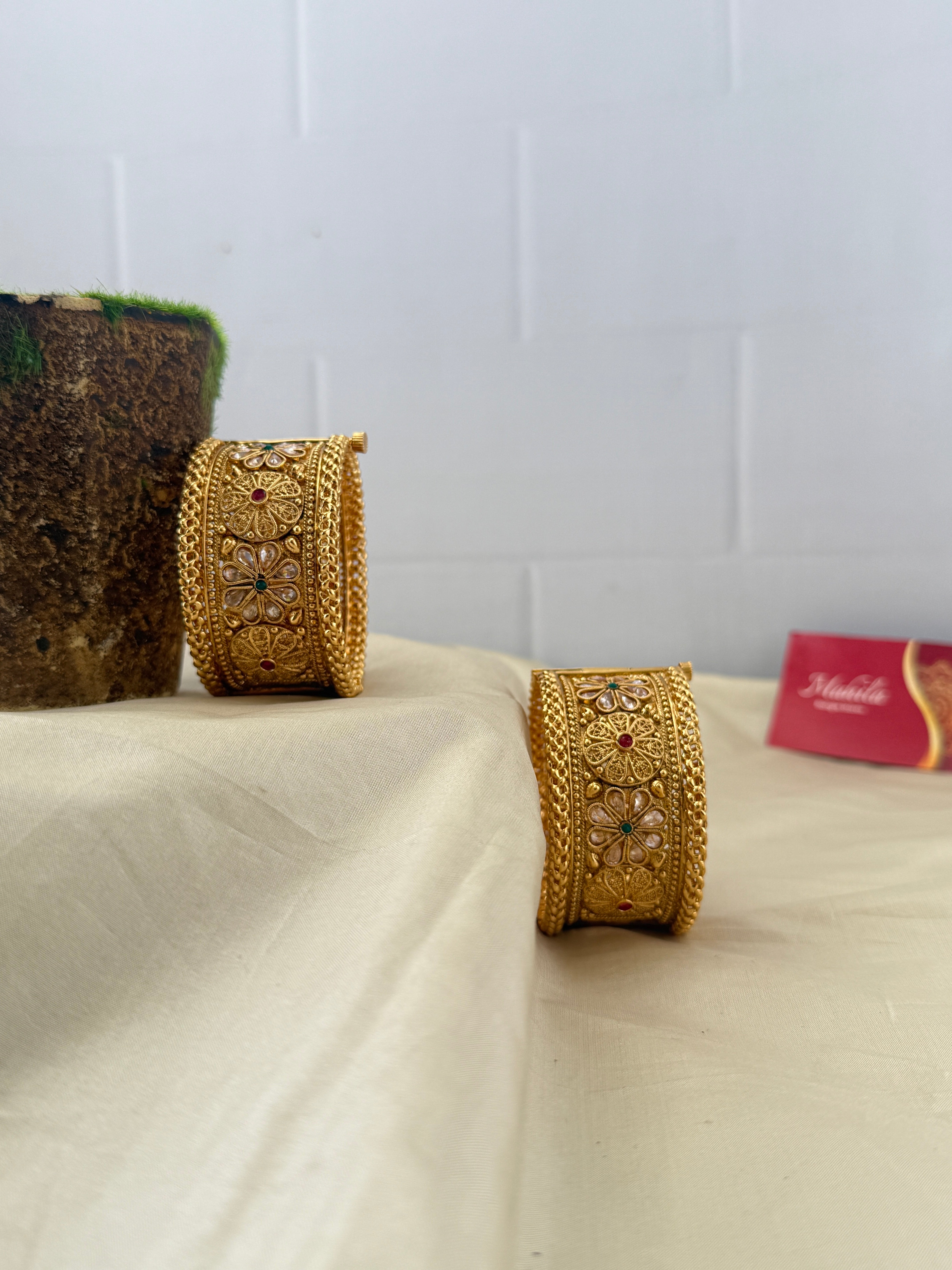Antique temple style bridal bangles for women by Mahila