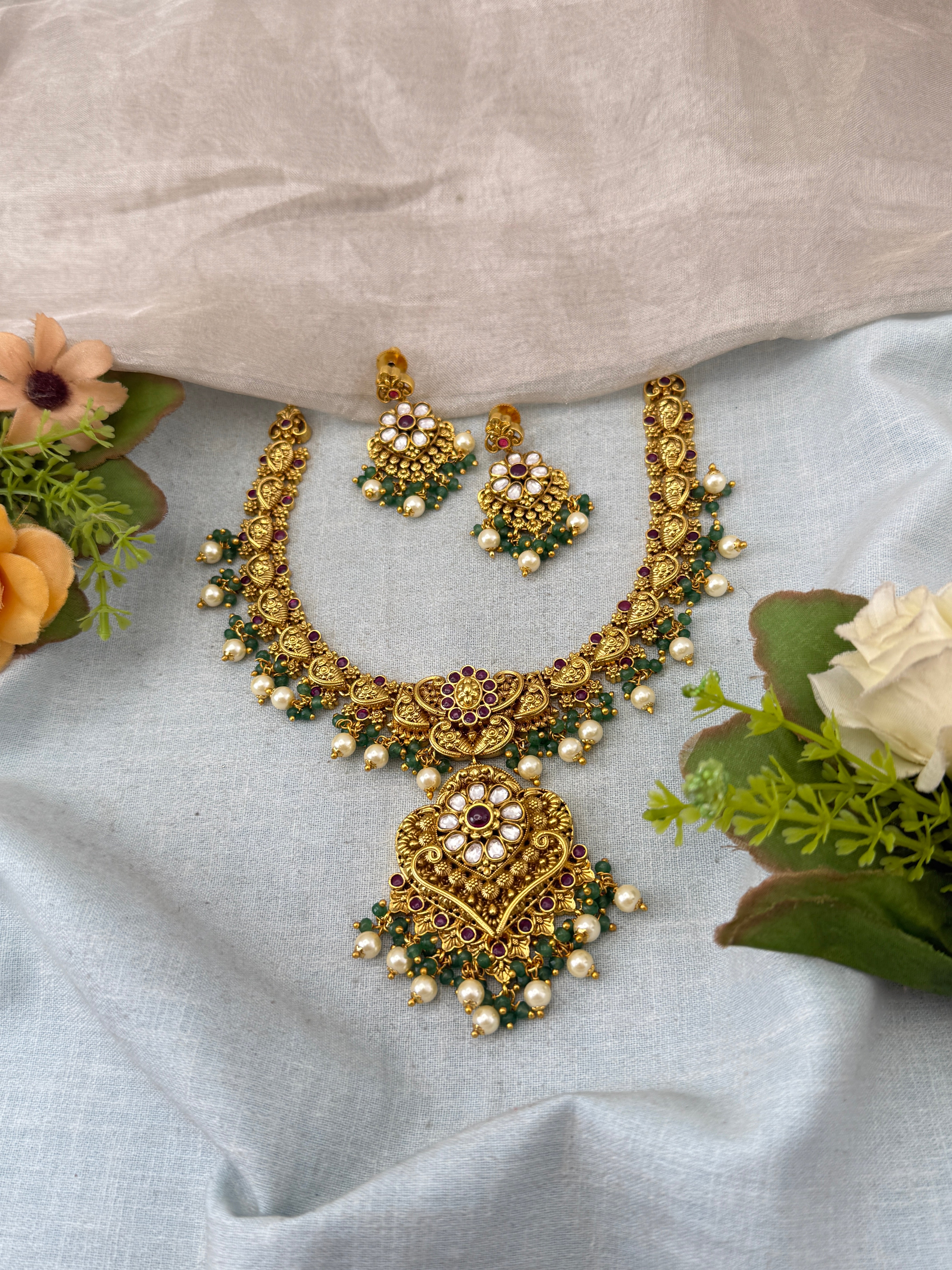 Antique temple necklace for women