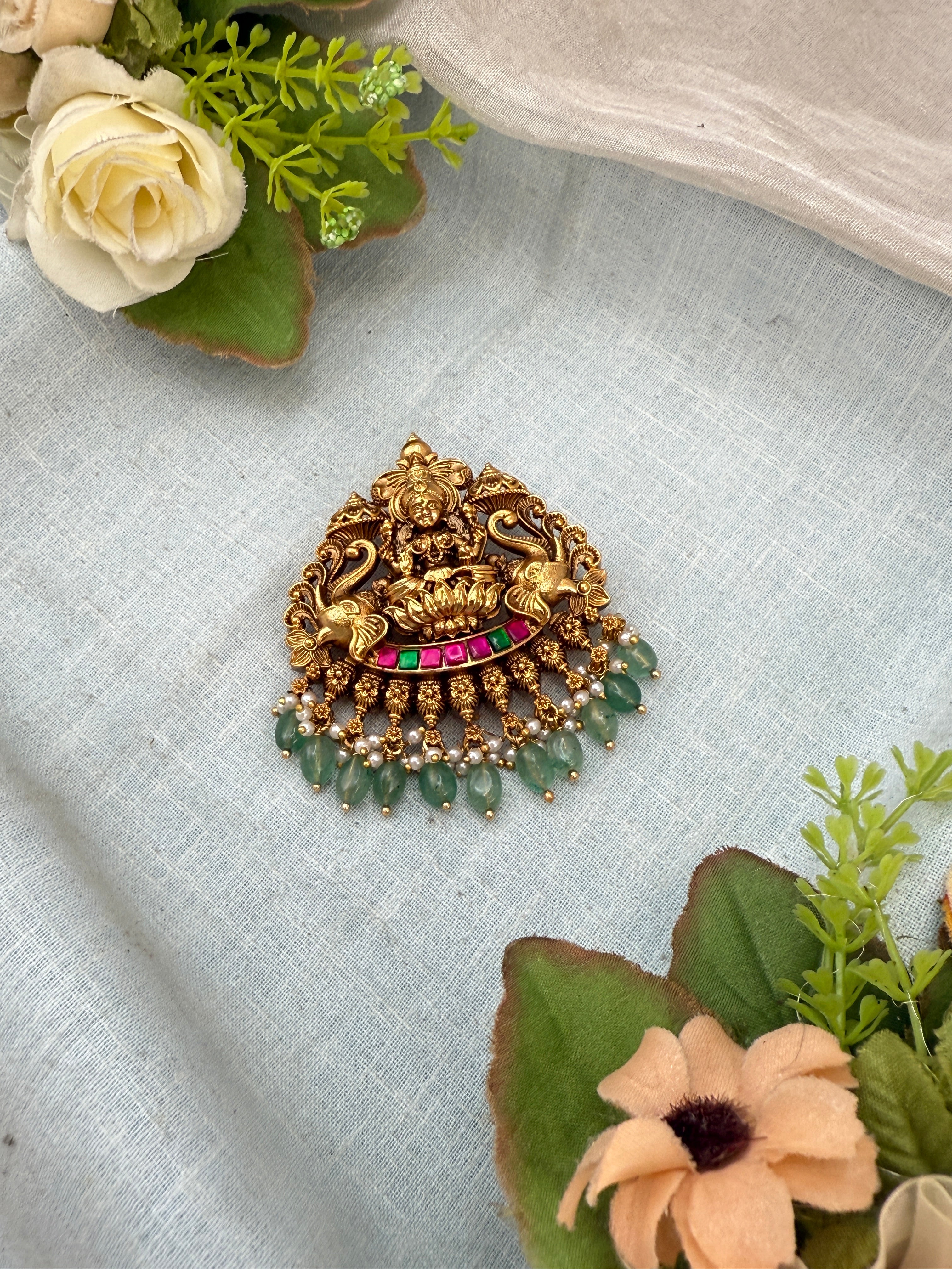 Traditional Gold Jadebille – South Indian Bridal Hair Accessory, jadebille, hair choti