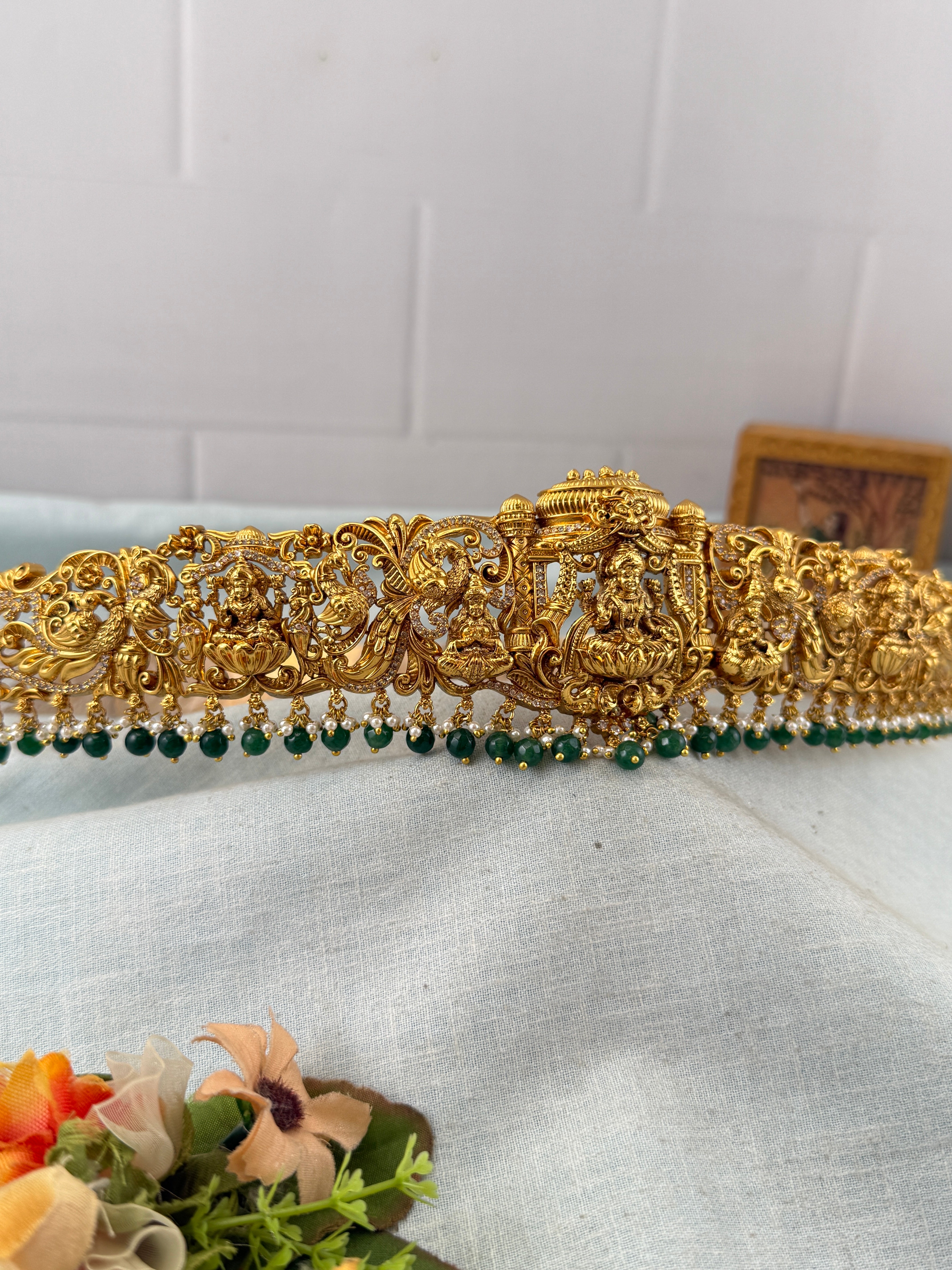 Antique Vaddanam Kamarbandh V0005