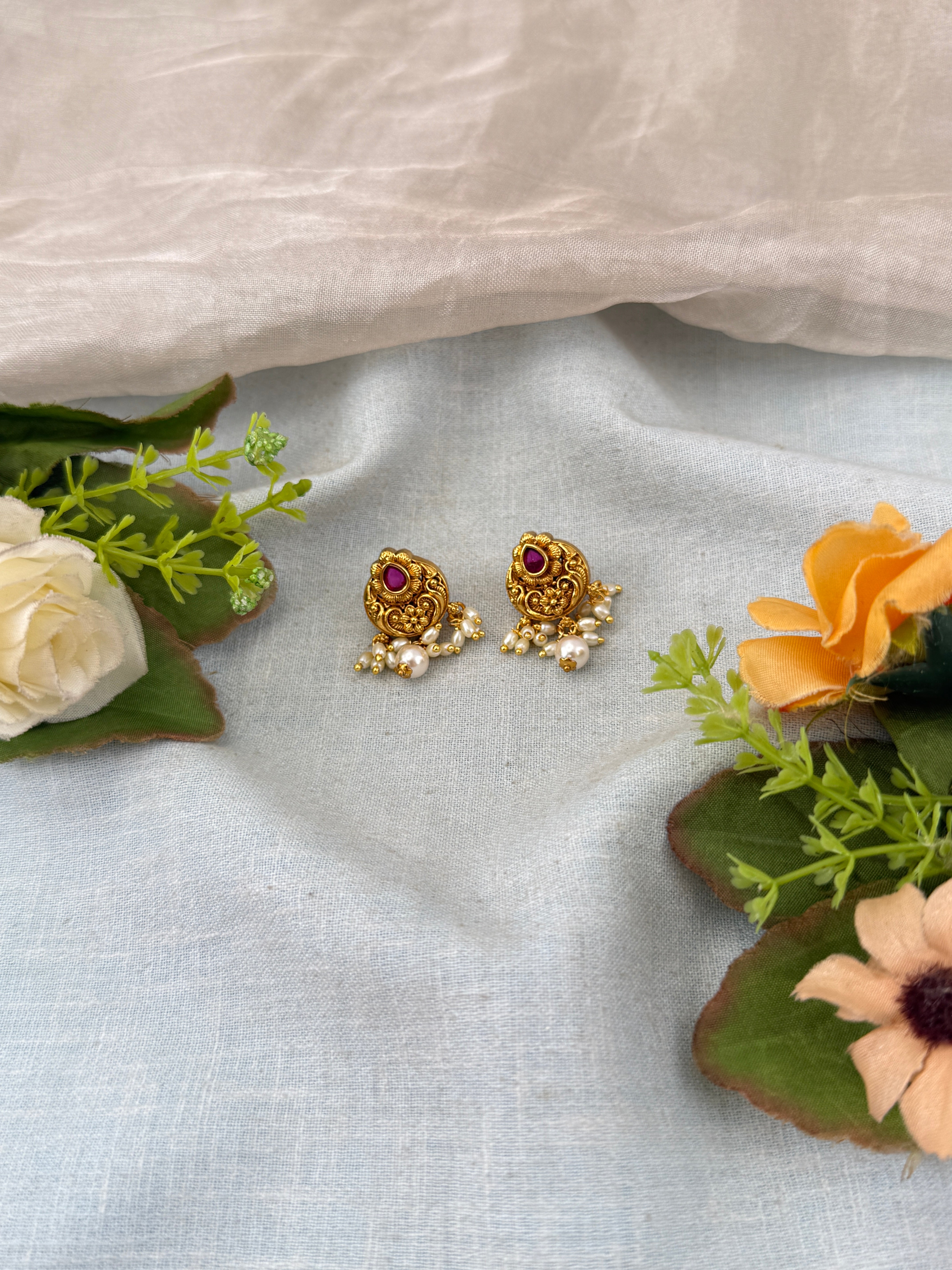 Antique Stud Earrings | E0152A