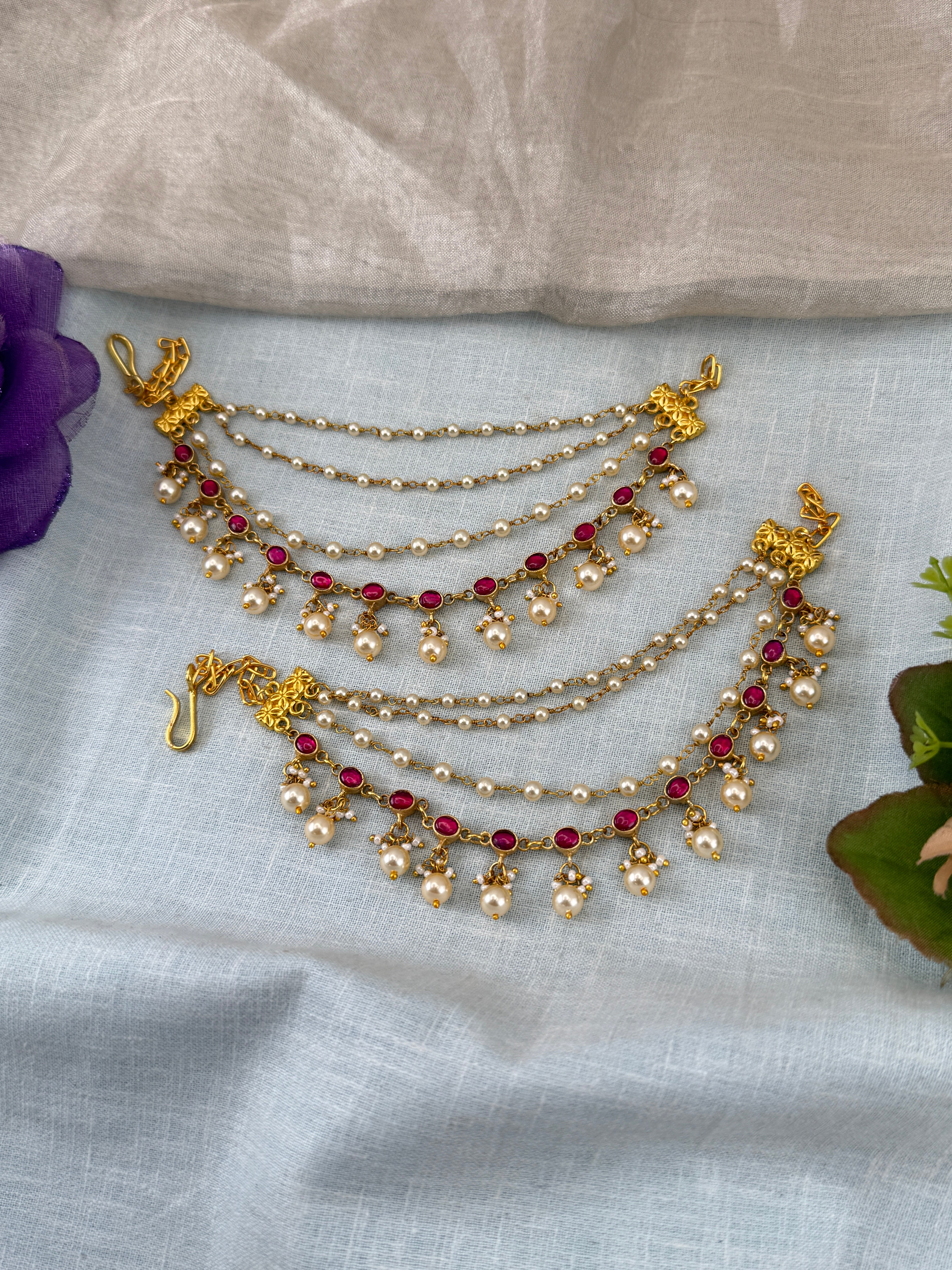 Antique Maatal Earchain T0036
