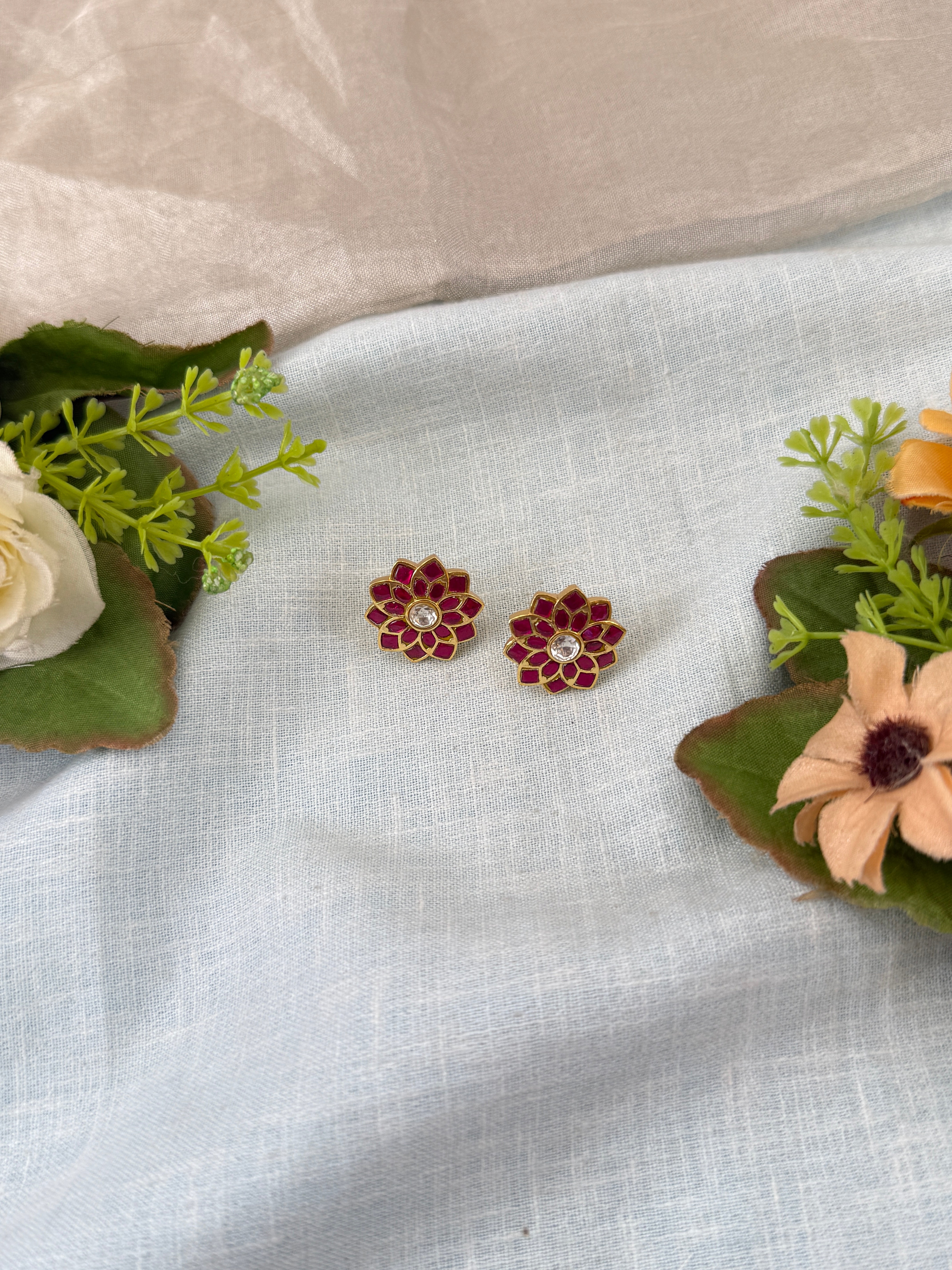 Jadau Kundan Stud Earrings E0187