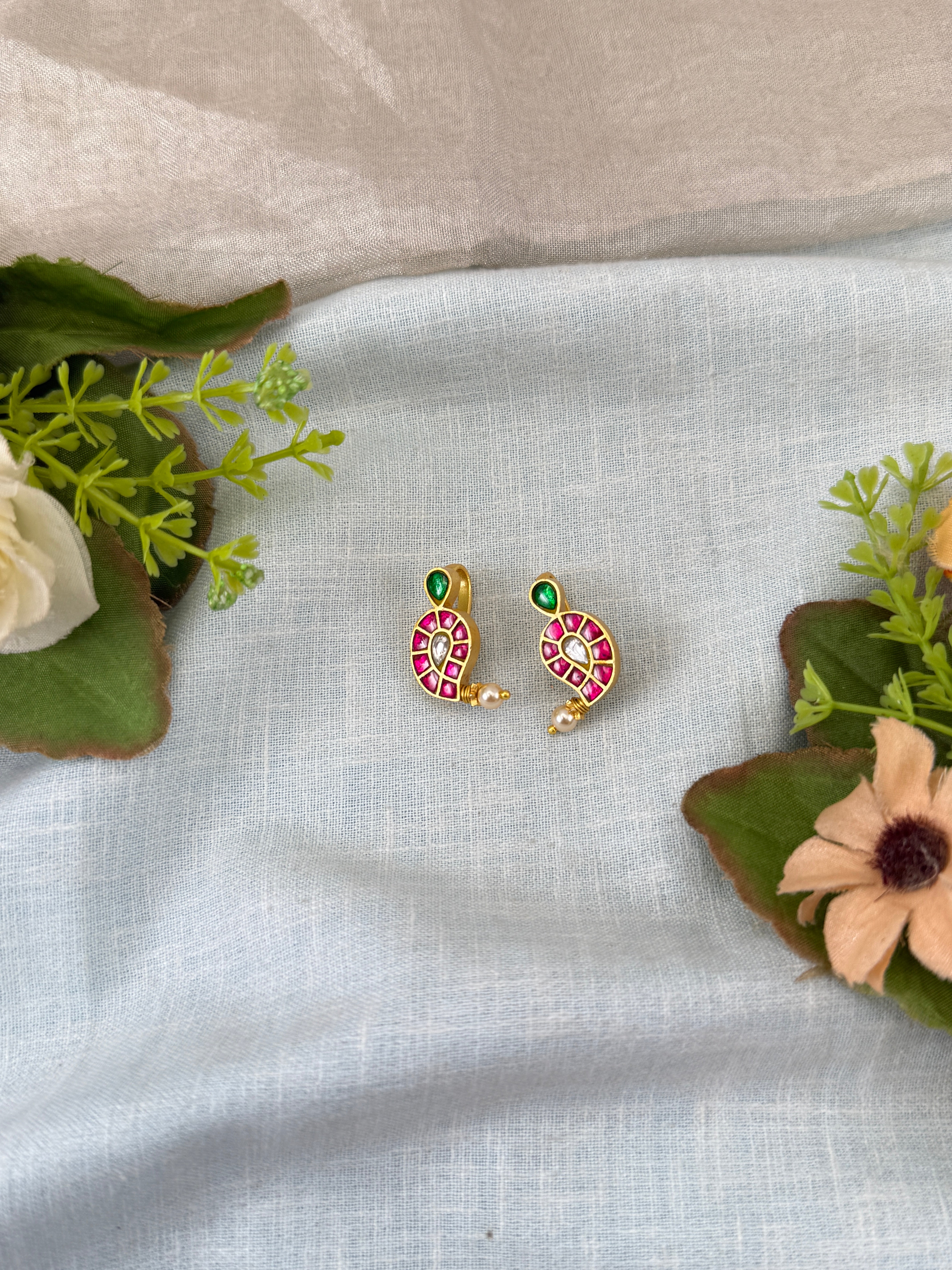 Jadau Kundan Stud Earrings E0191