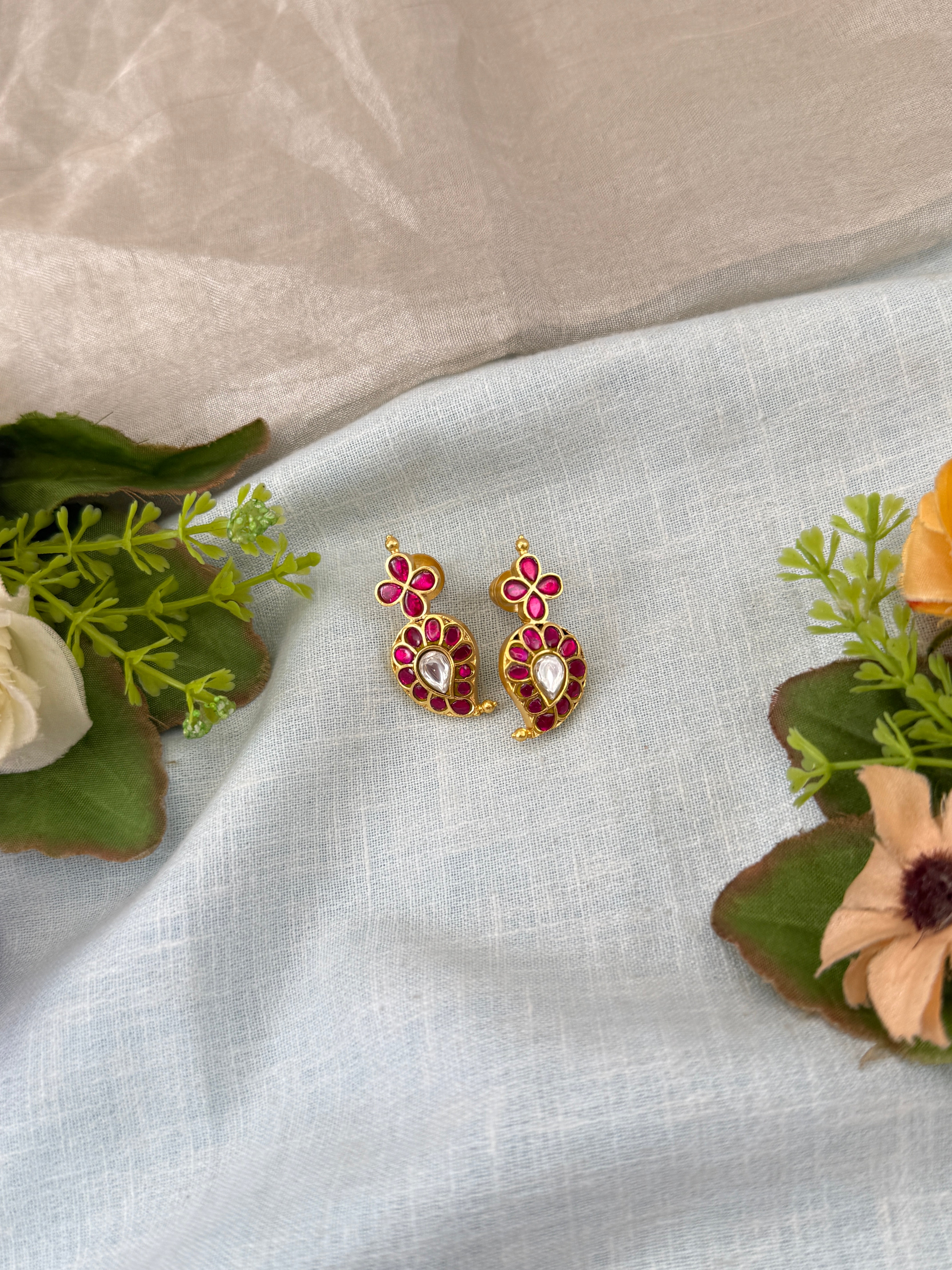 Jadau Kundan Stud Earrings E0174