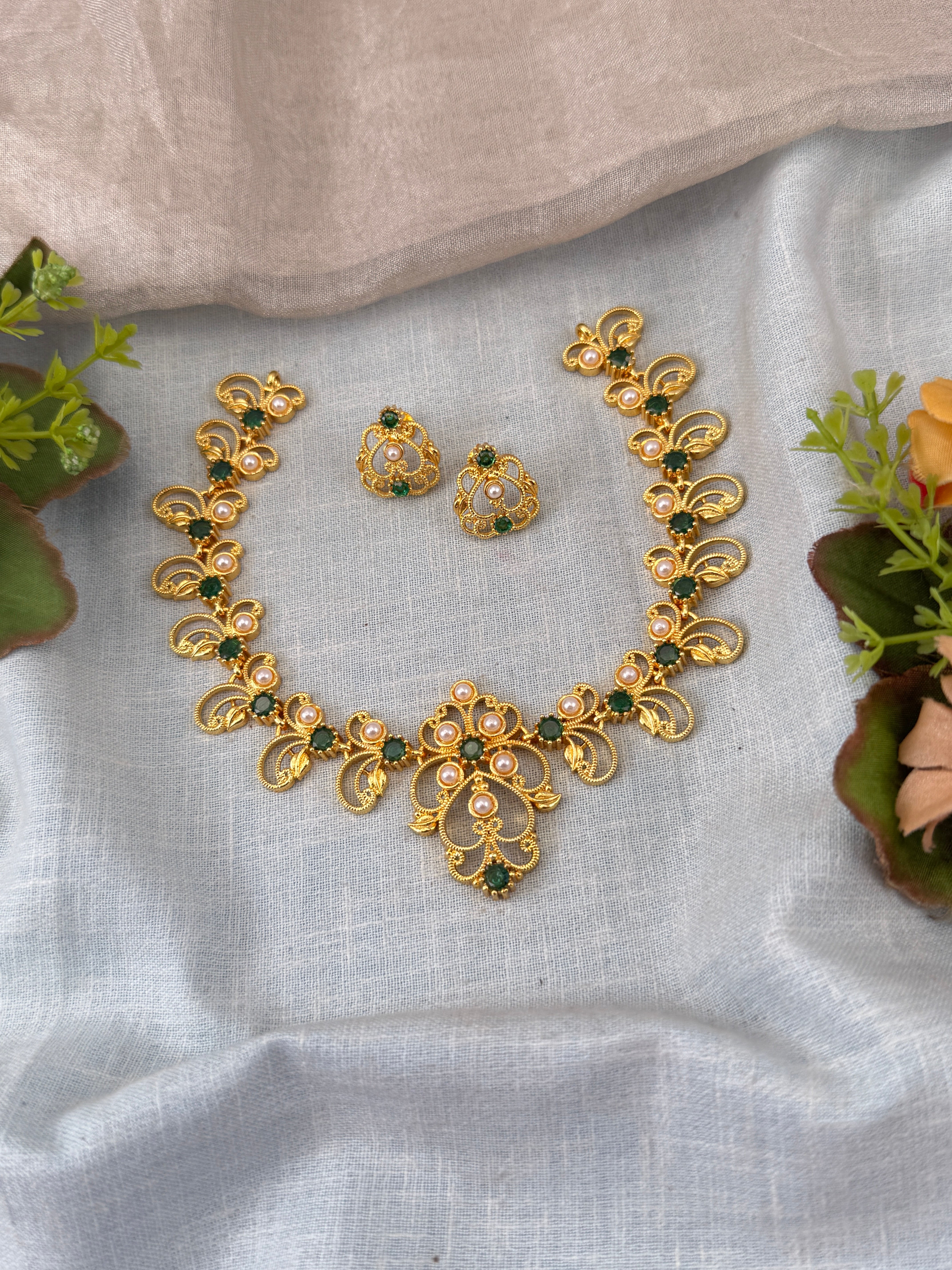 Antique Stone Necklace Set Short N0415