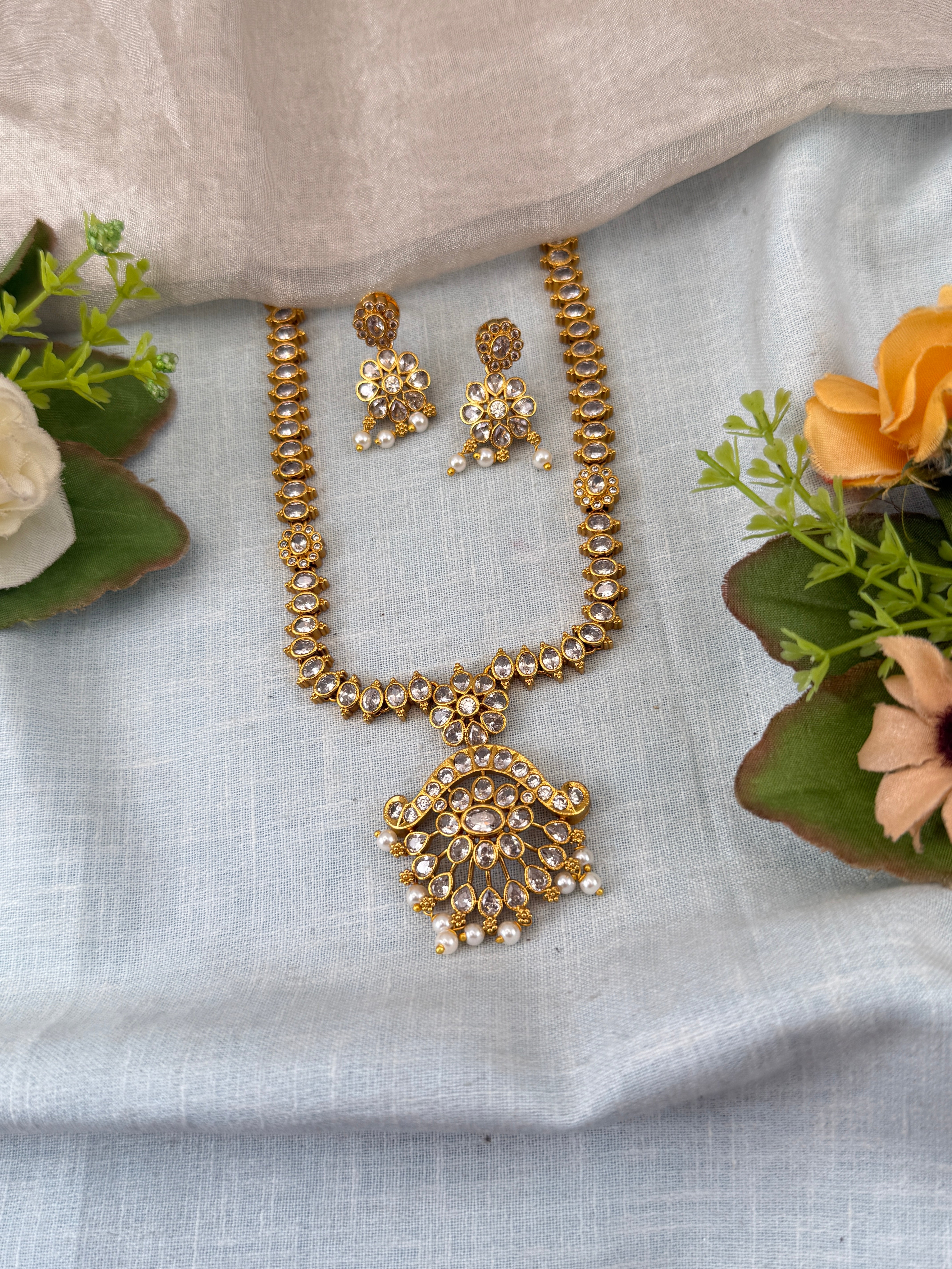 Antique temple necklace for women