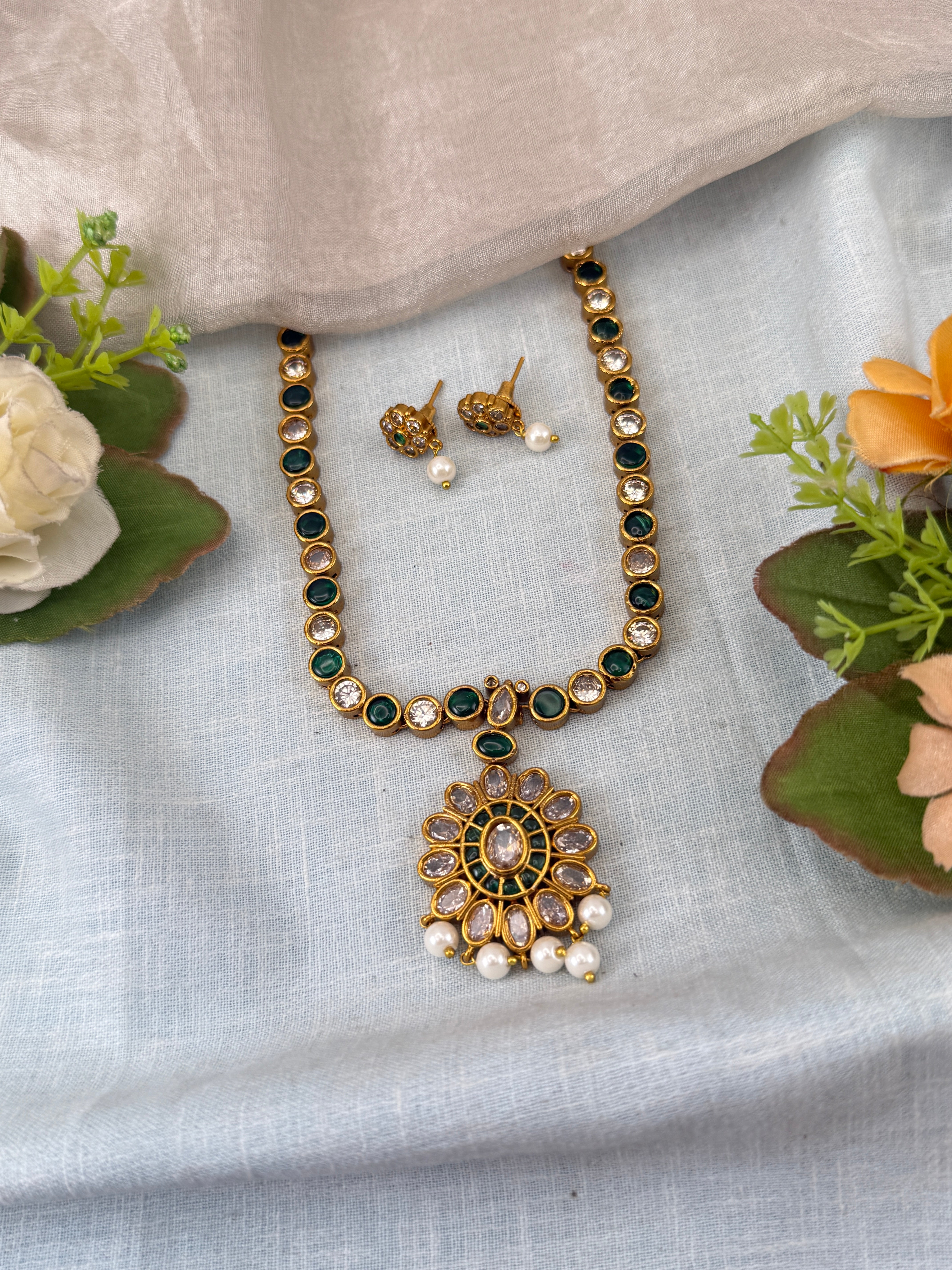 Antique Stone Necklace Set Short P0049