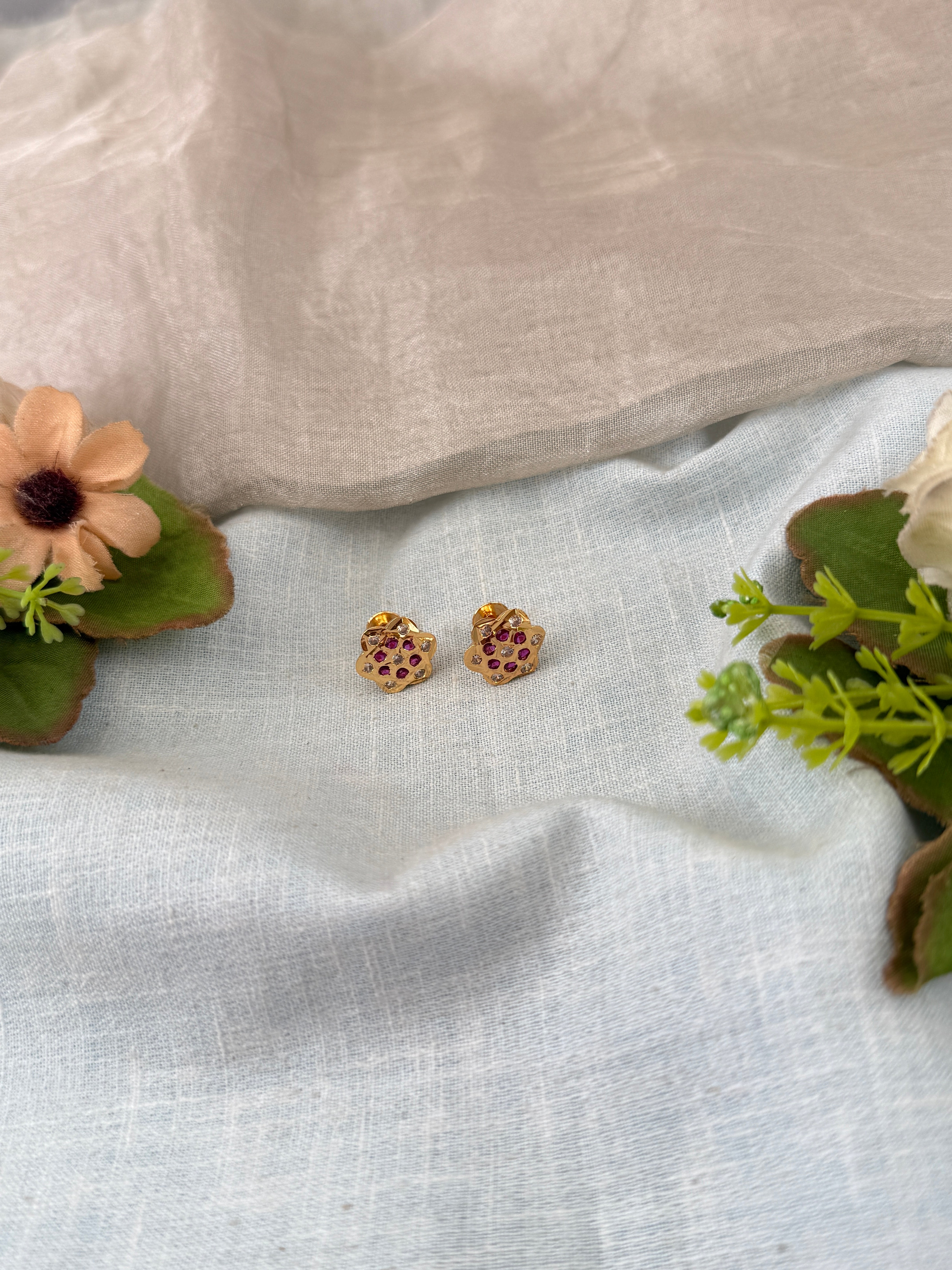 Antique Stud Earrings | E0196 A
