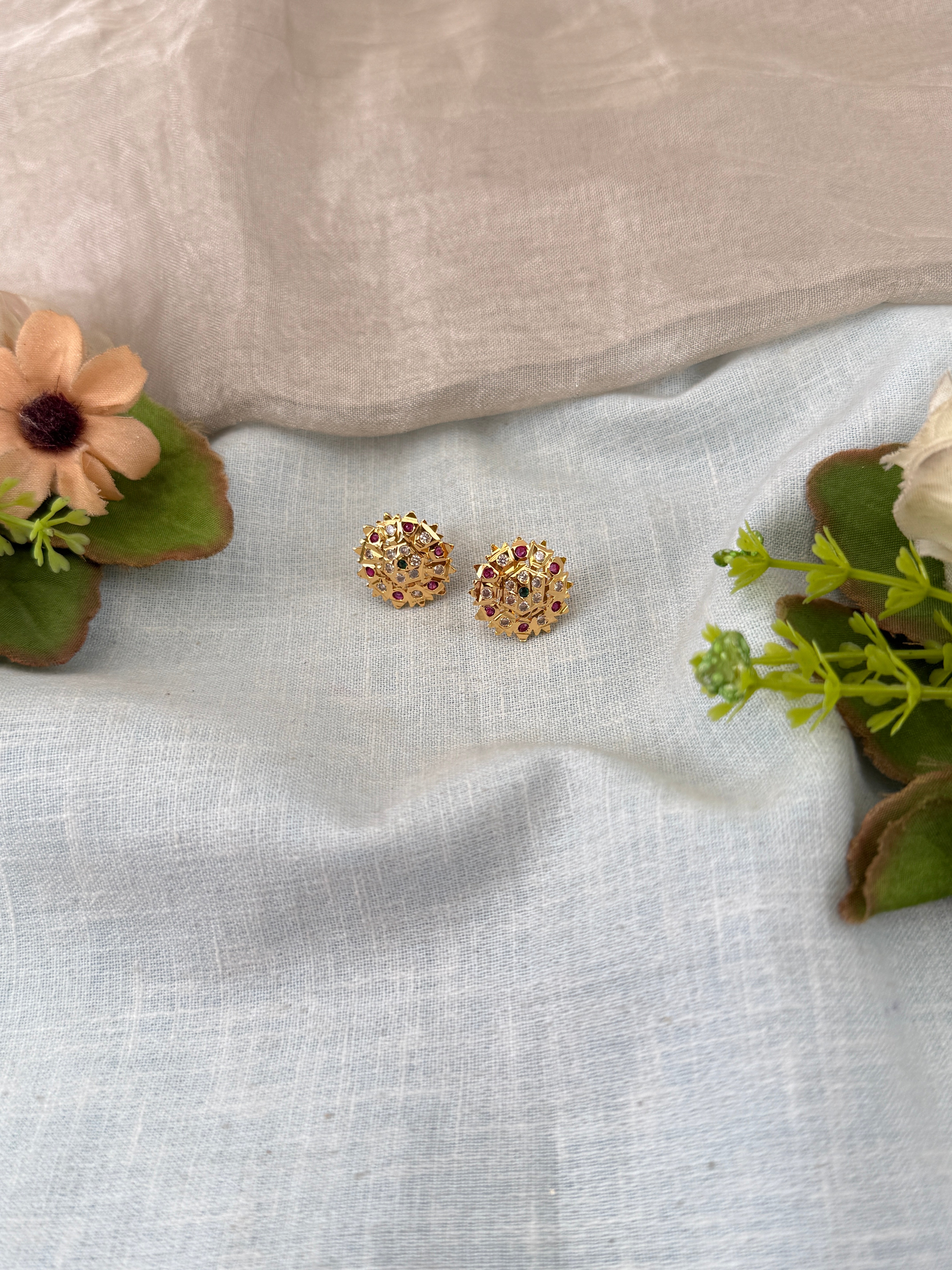 Antique Stud Earrings | E0198 B
