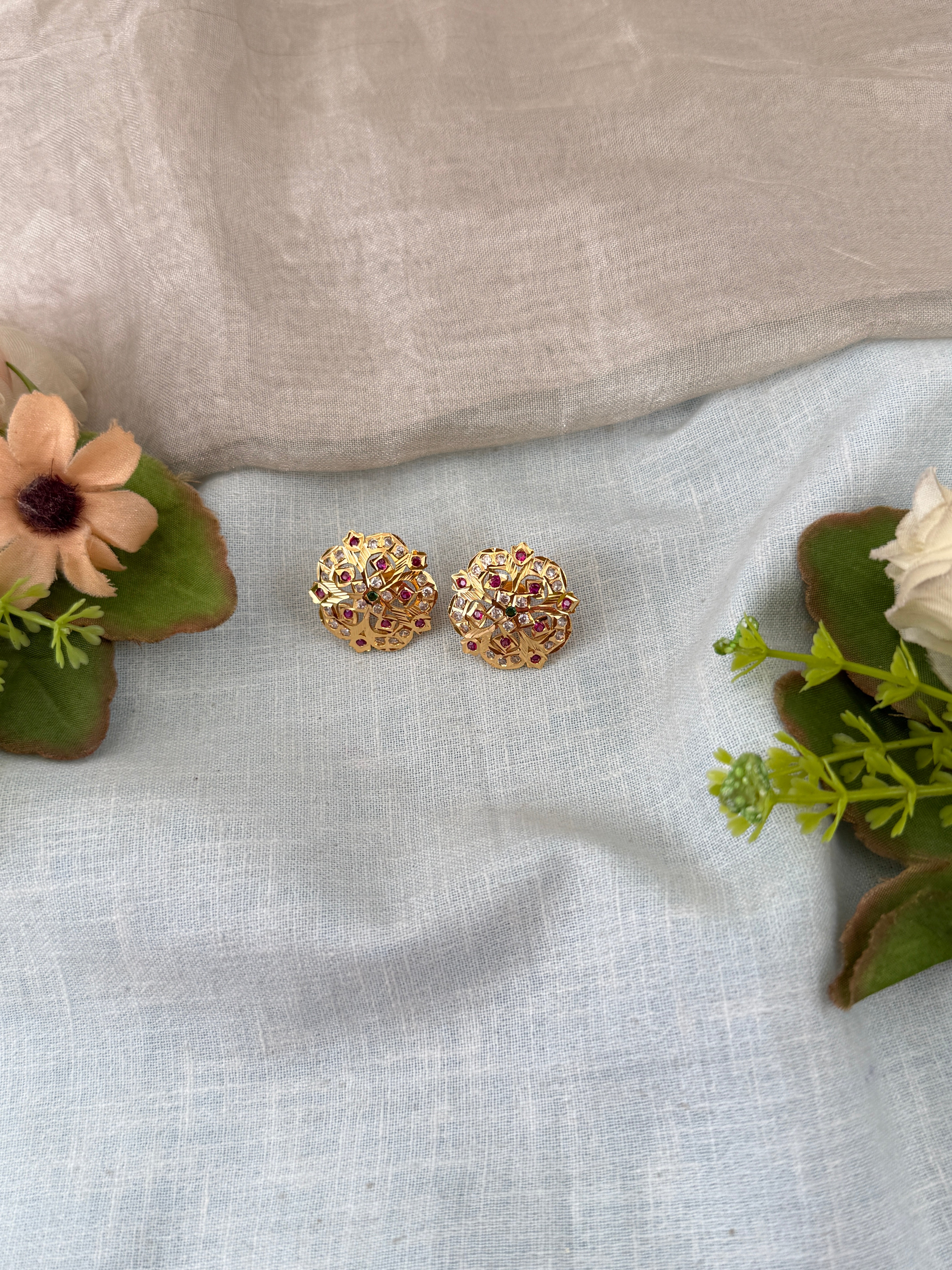 Antique Stud Earrings | E0209 B