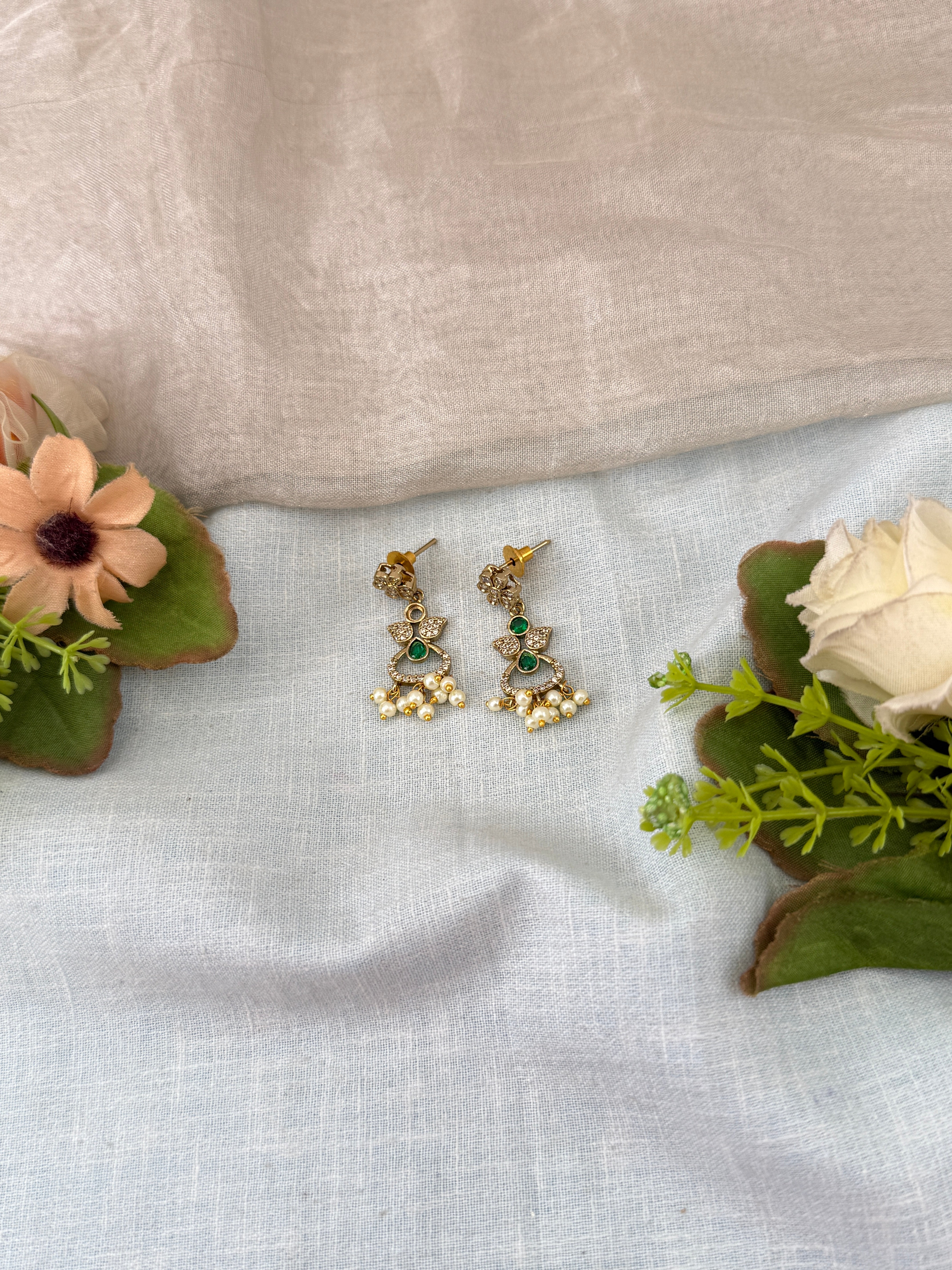 Antique Stud Earrings | E0199