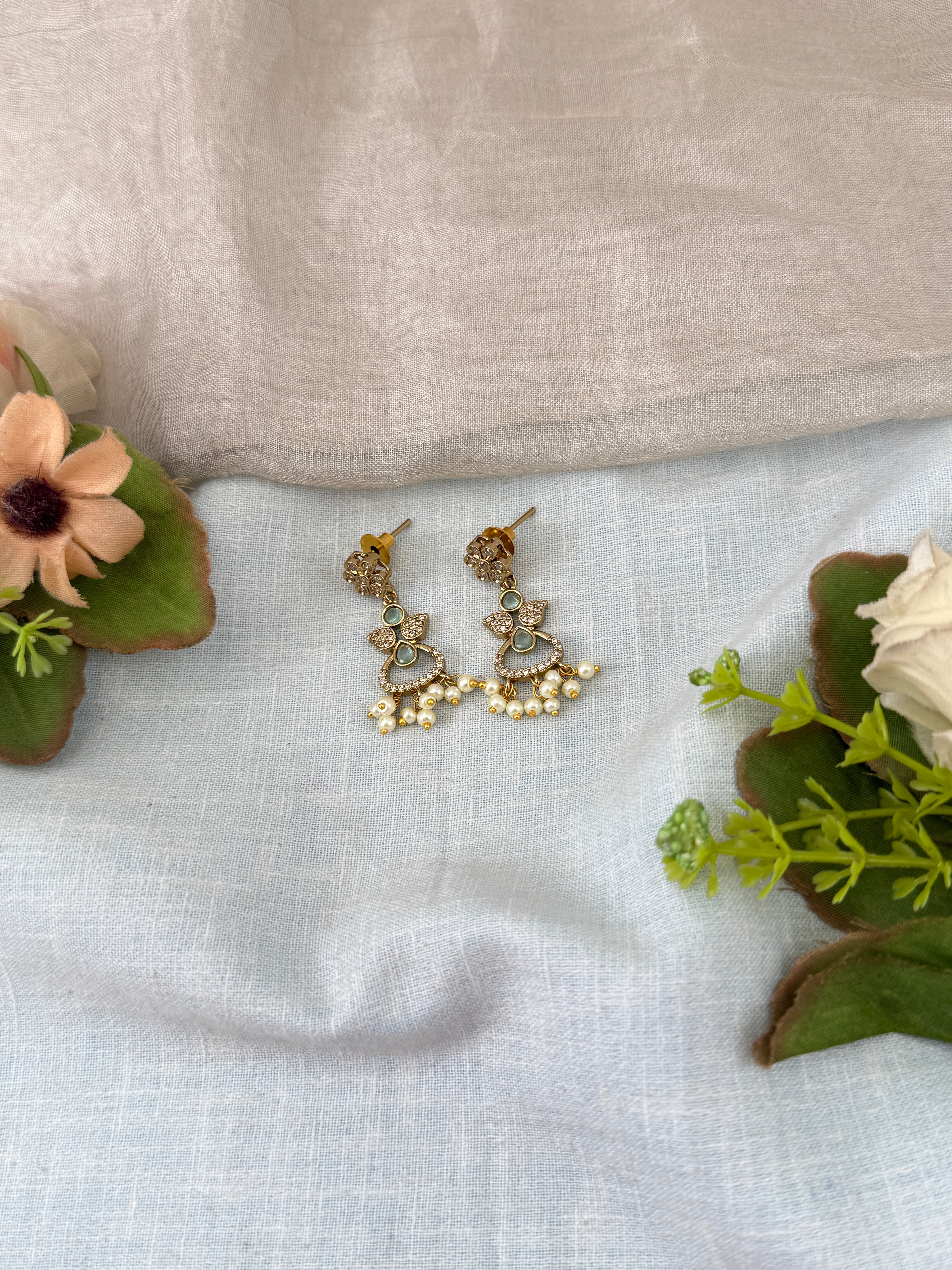 Antique Stud Earrings | E0199 C
