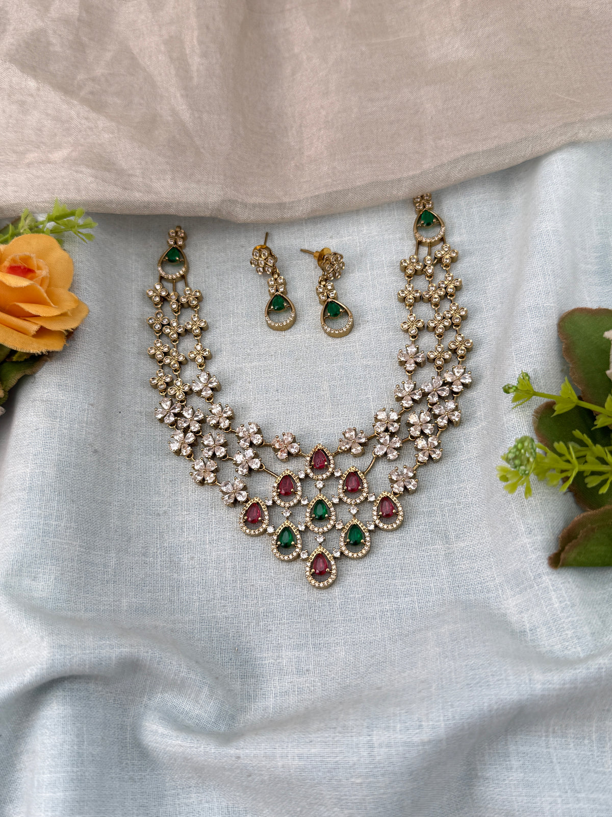 Traditional Jade Bille hair accessory for women