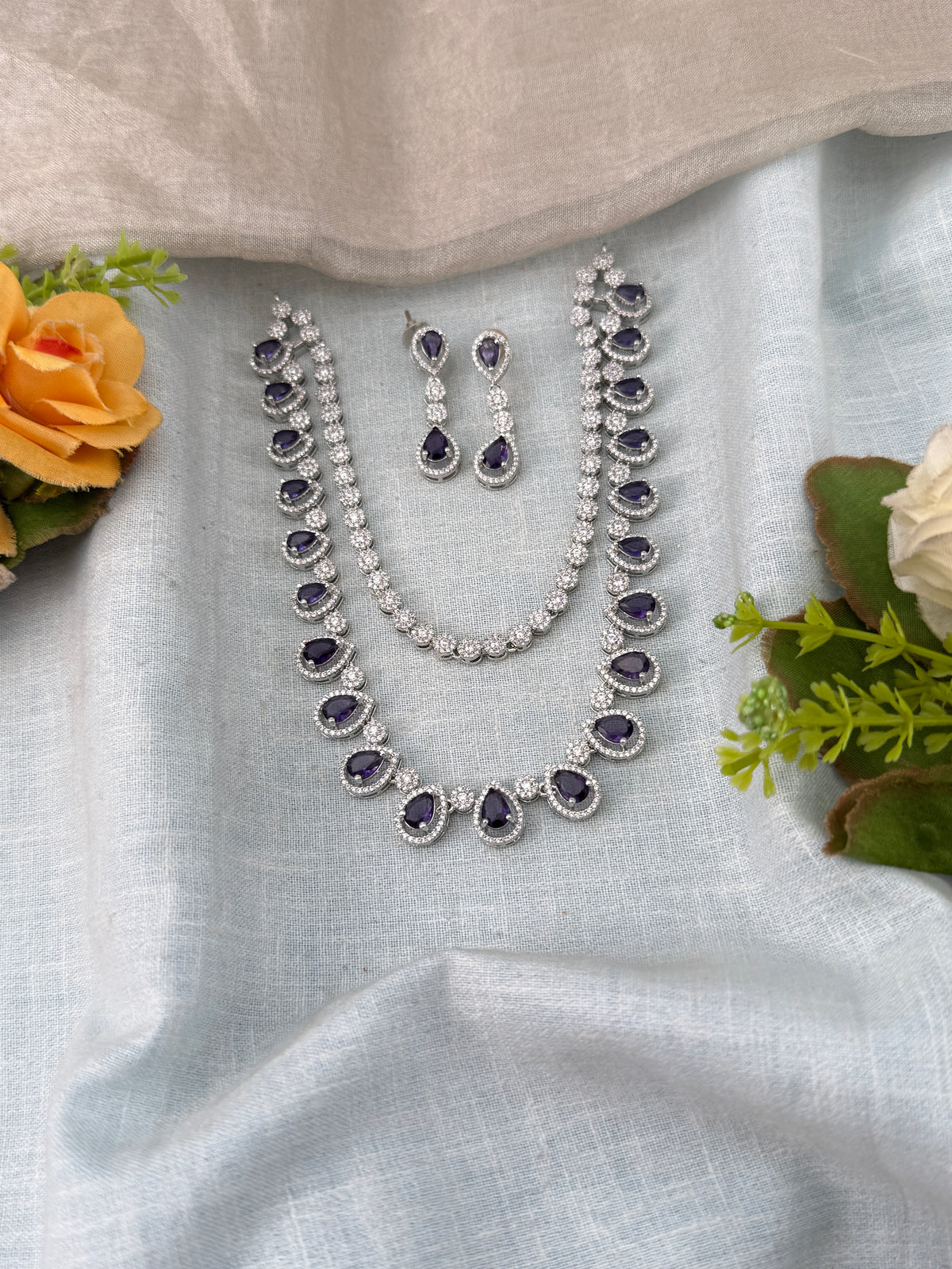 Traditional Jade Bille hair accessory for women