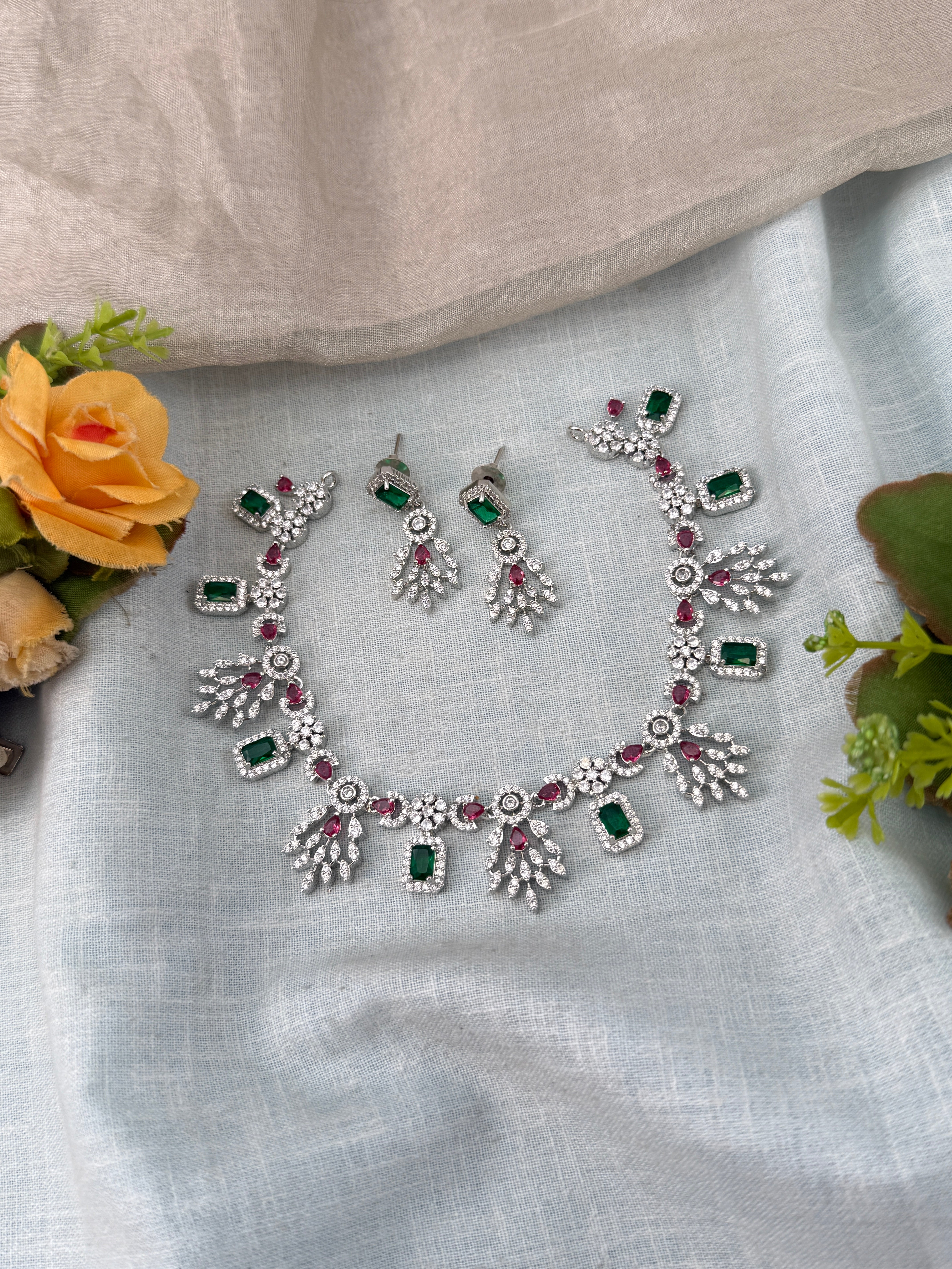 White Stone Necklace in Choker Short Designer Style | N0432 A