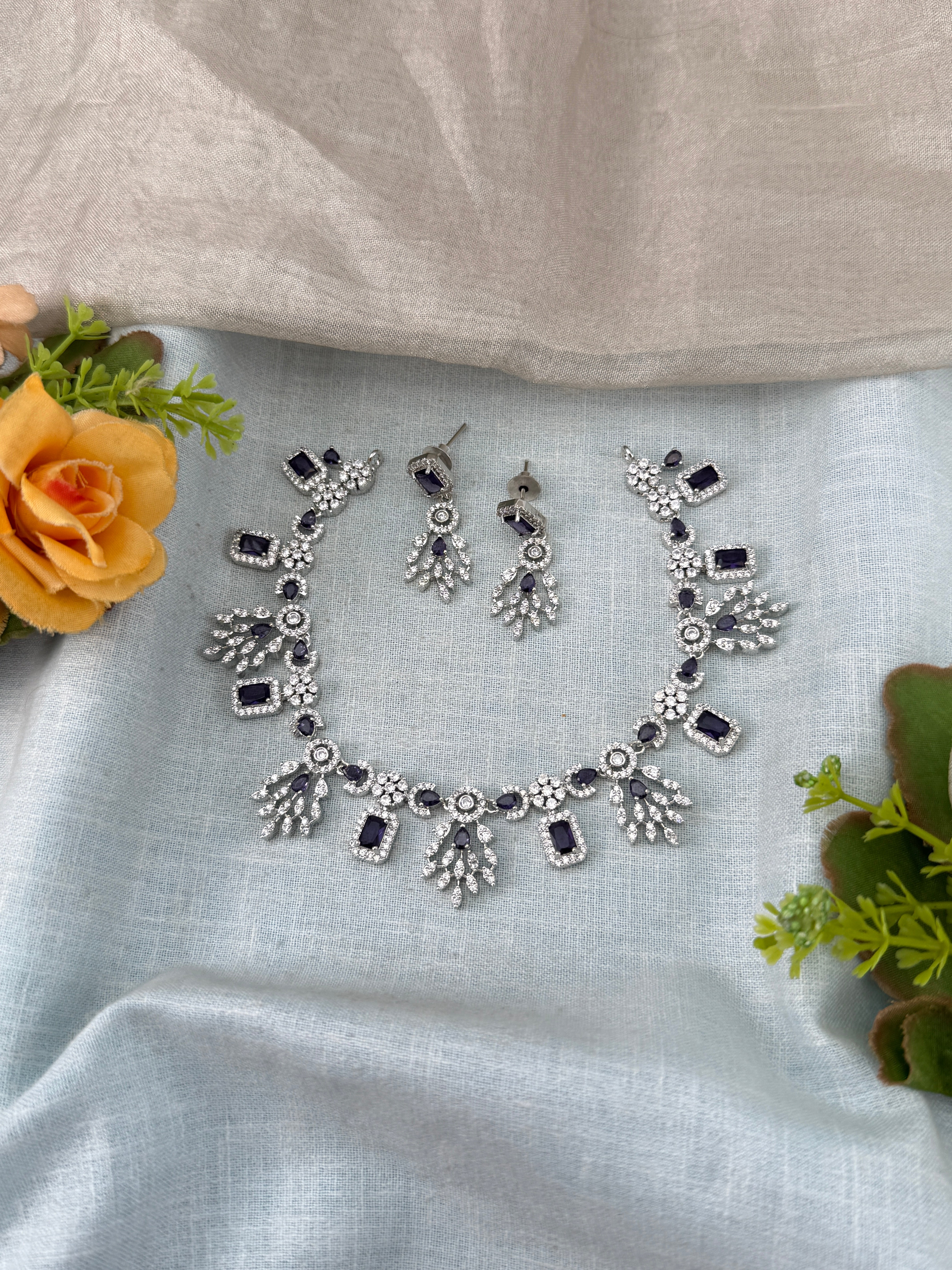 Traditional Jade Bille hair accessory for women