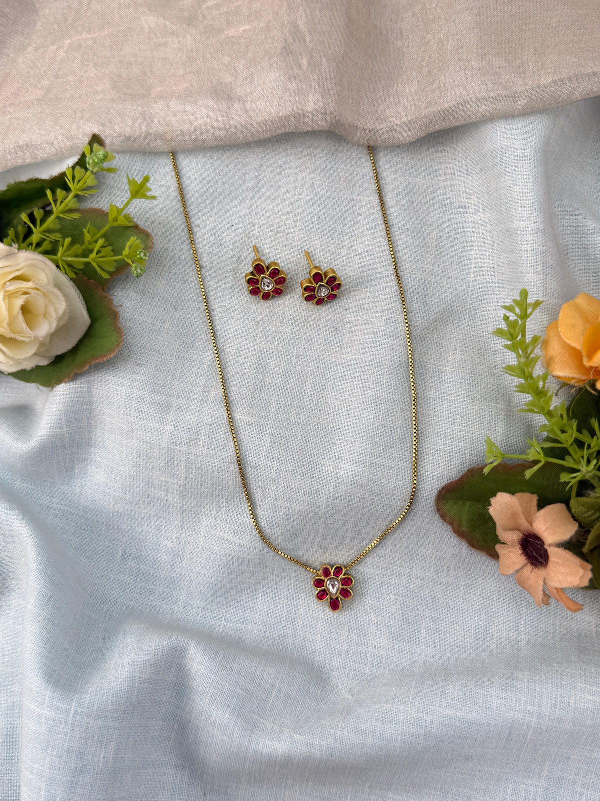 Traditional Jade Bille hair accessory for women