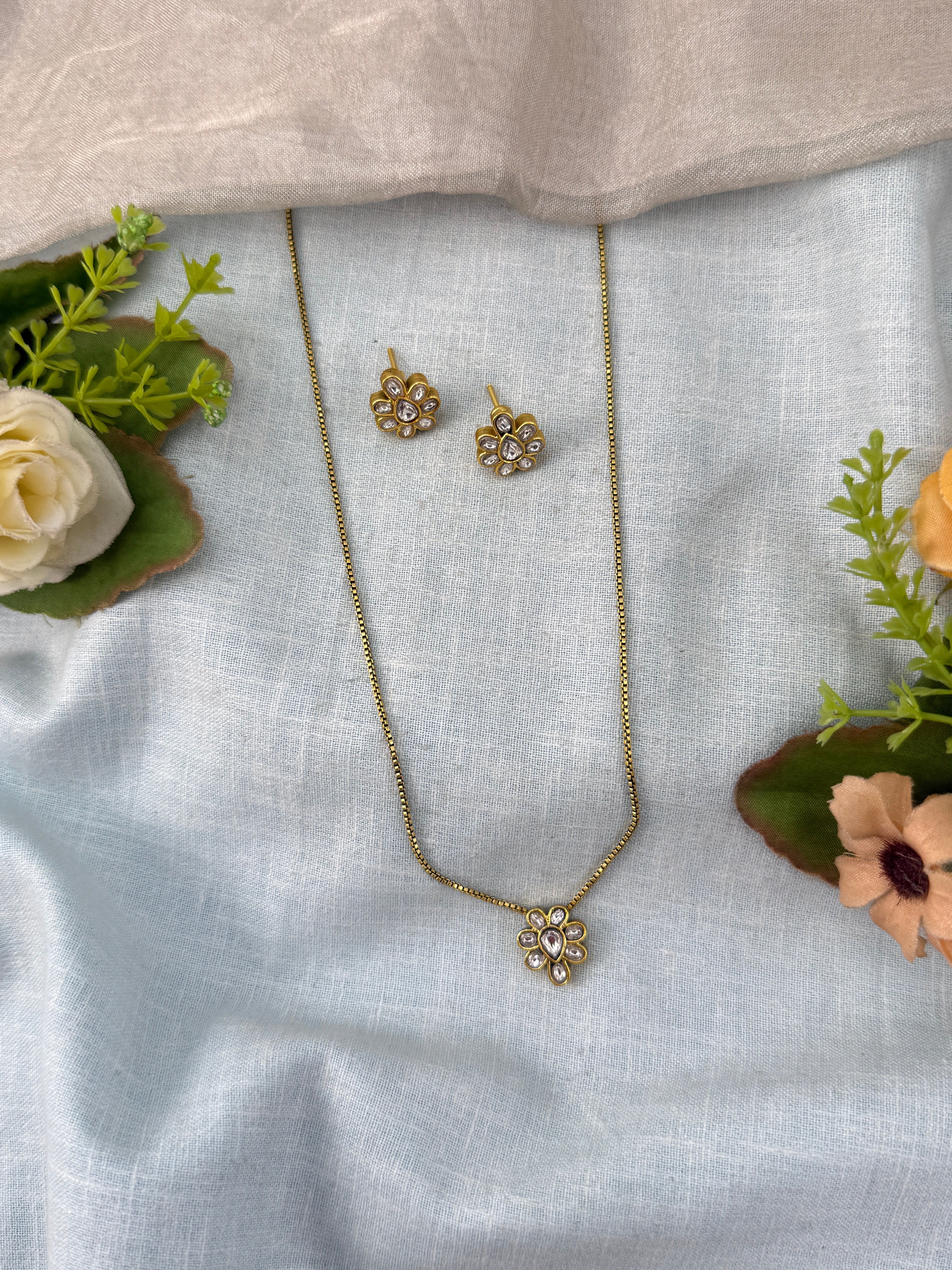 Jadau Kundan Pendant Chain Set | C0016