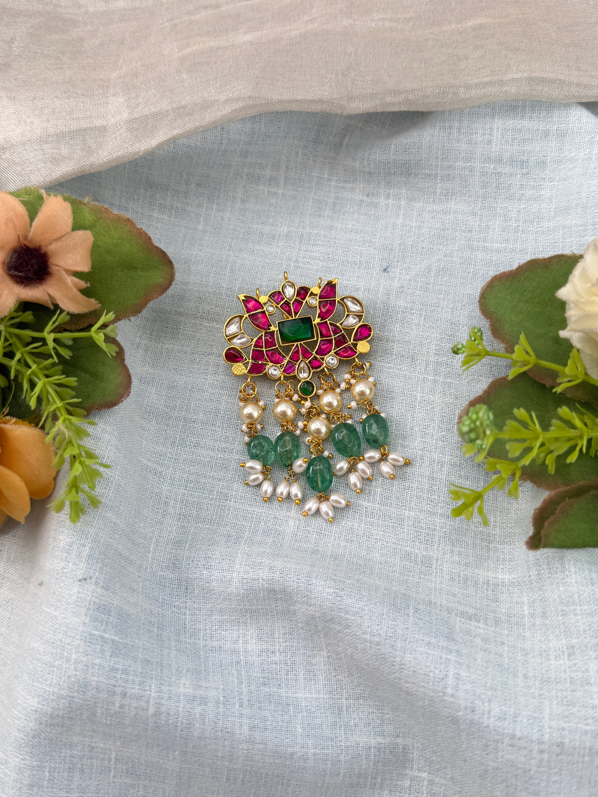 Traditional Jade Bille hair accessory for women