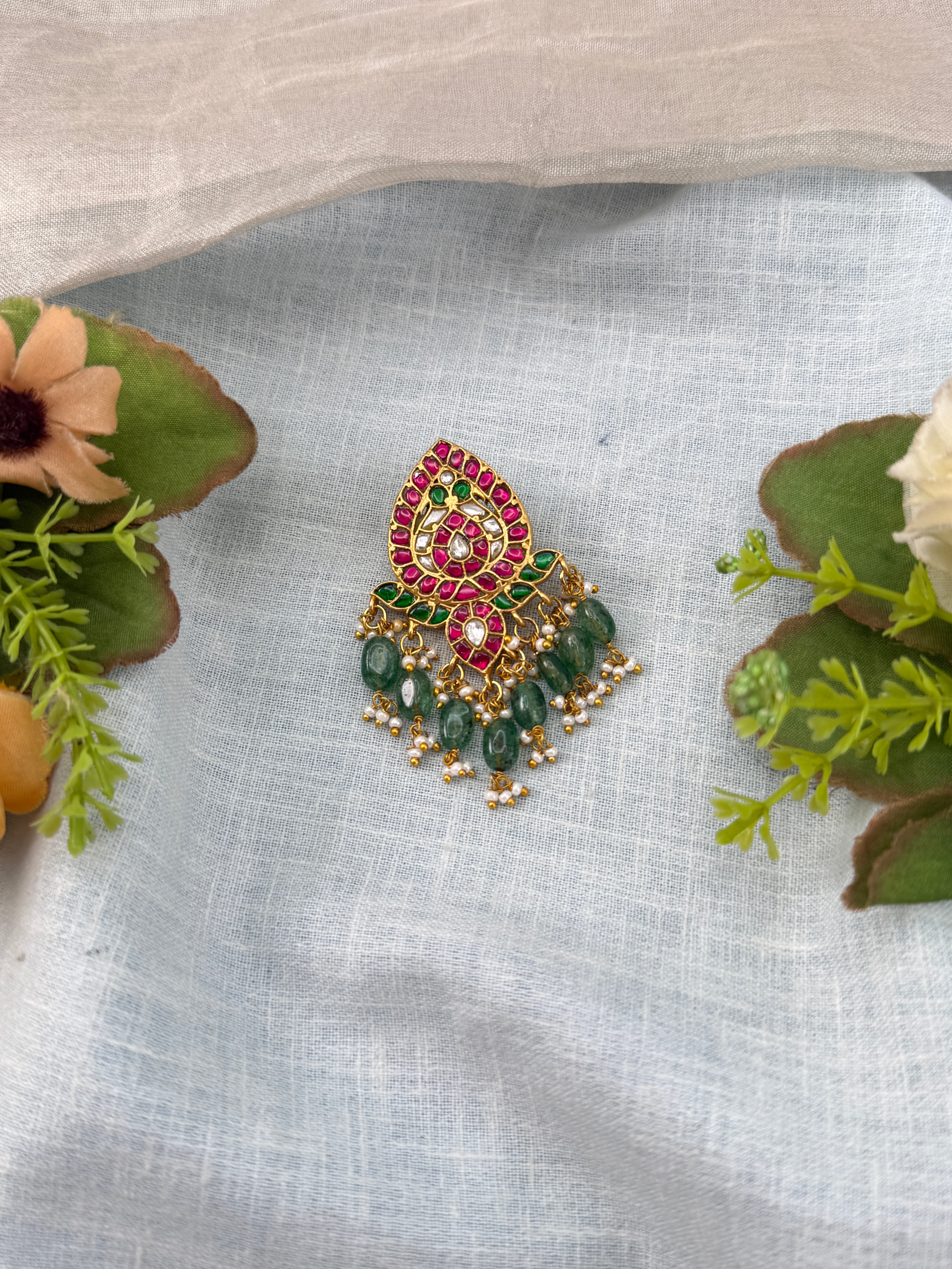 Traditional Jade Bille hair accessory for women