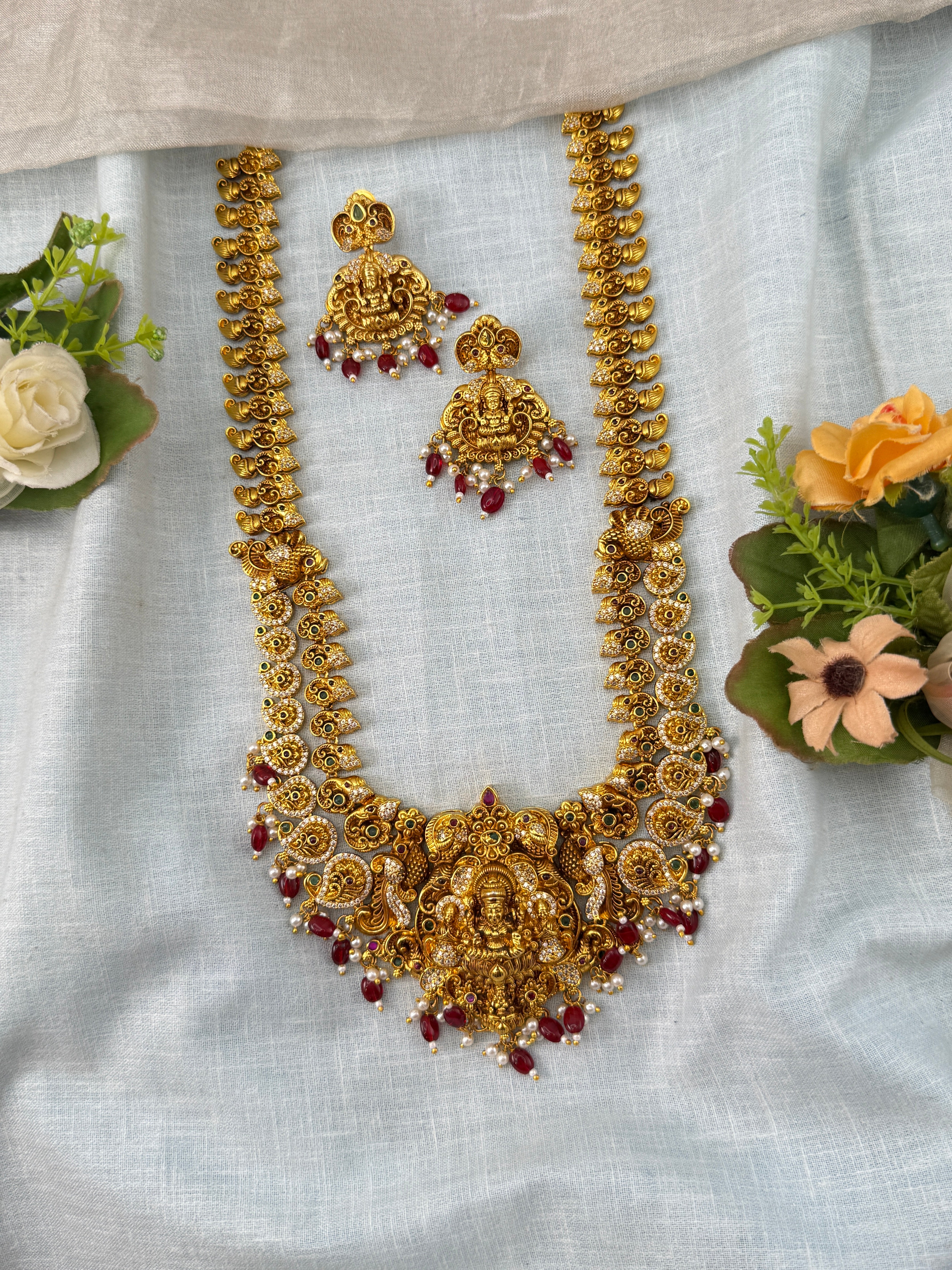 Traditional Jade Bille hair accessory for women