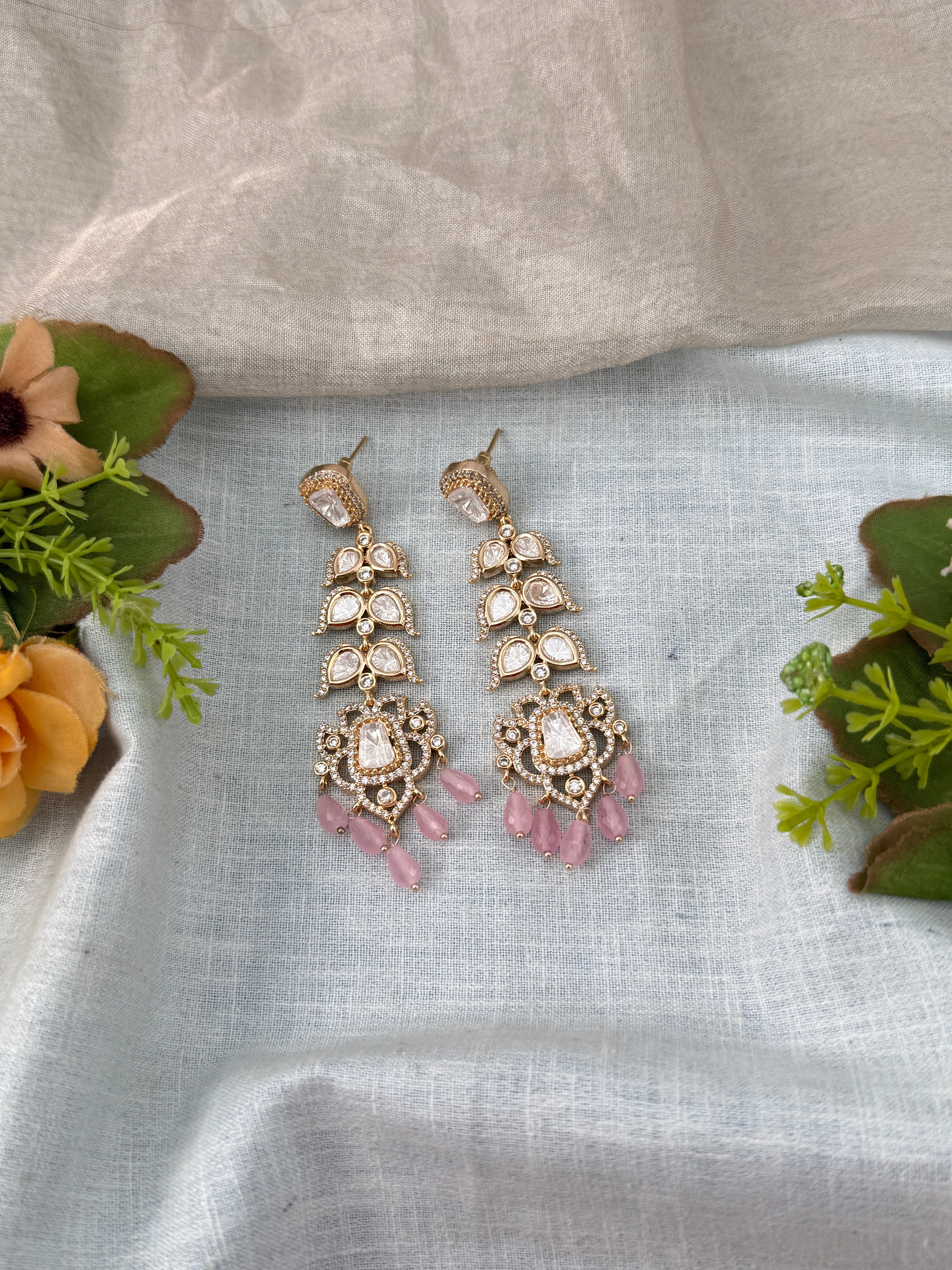 Traditional Jade Bille hair accessory for women
