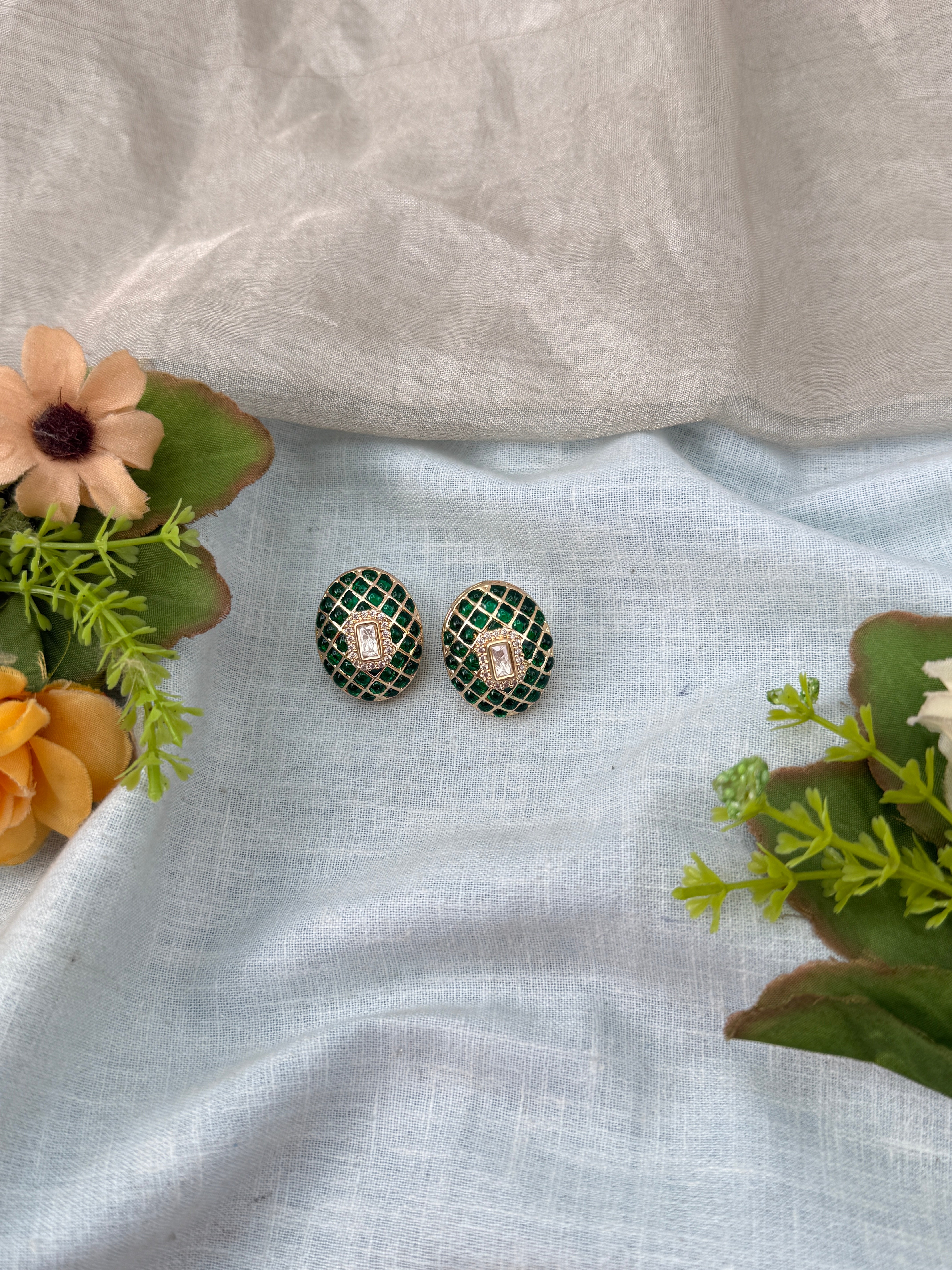 Traditional Jade Bille hair accessory for women