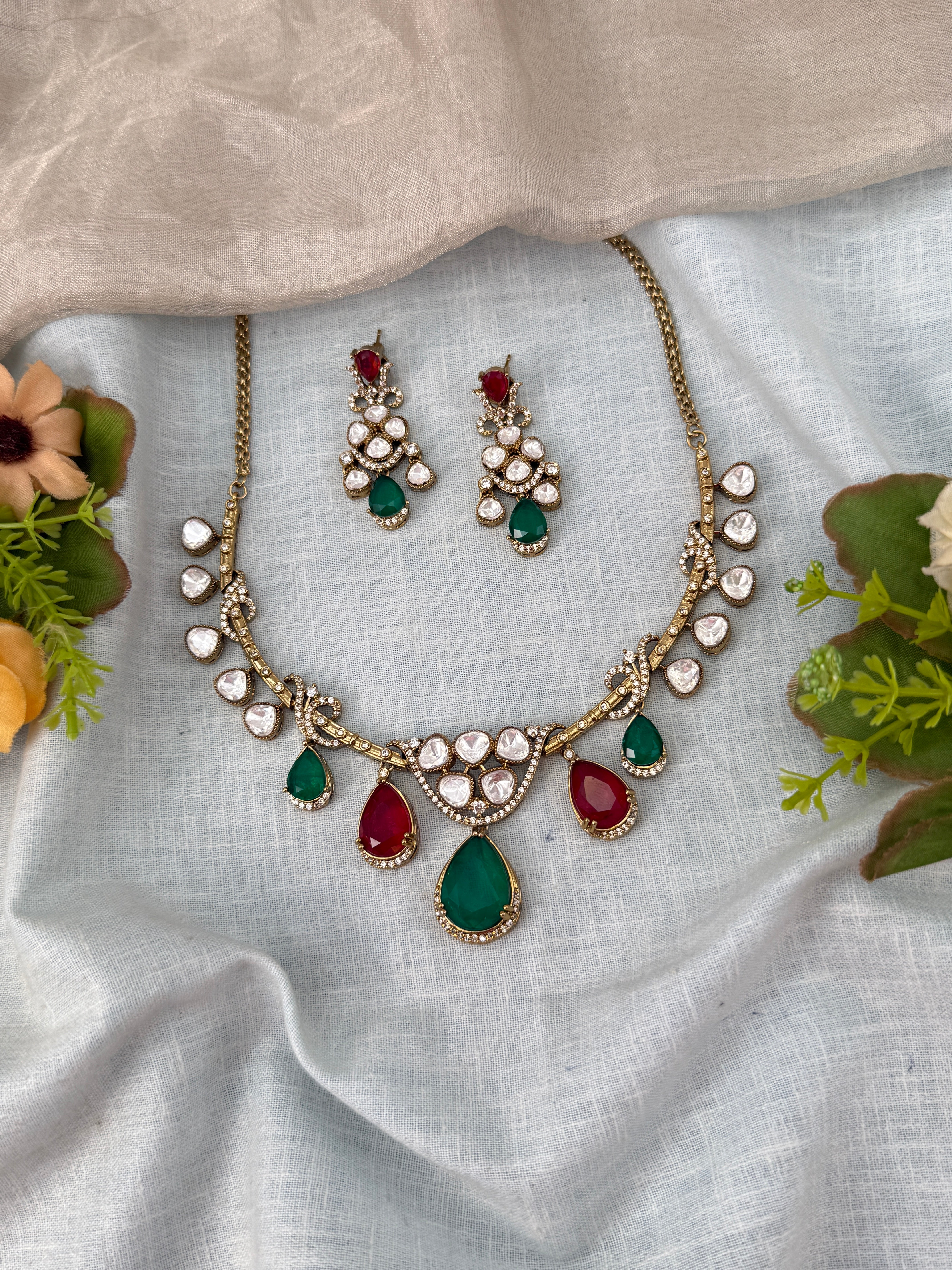 Traditional Jade Bille hair accessory for women