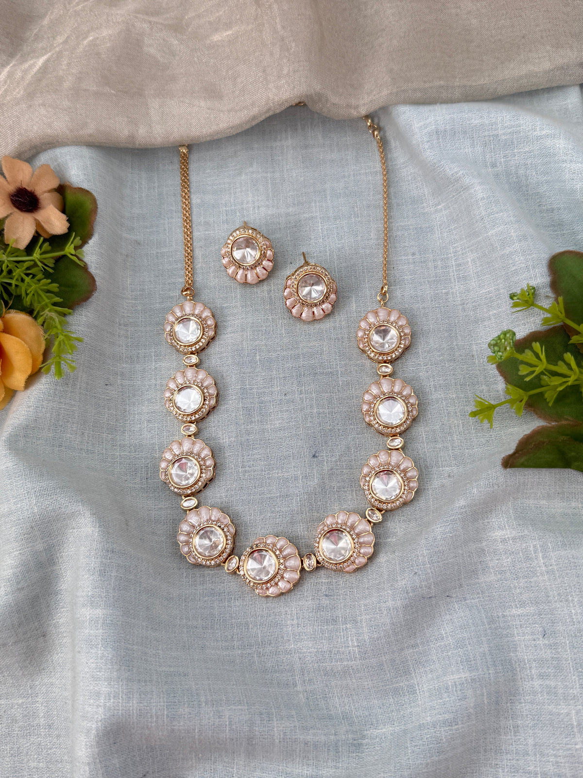 Traditional Jade Bille hair accessory for women
