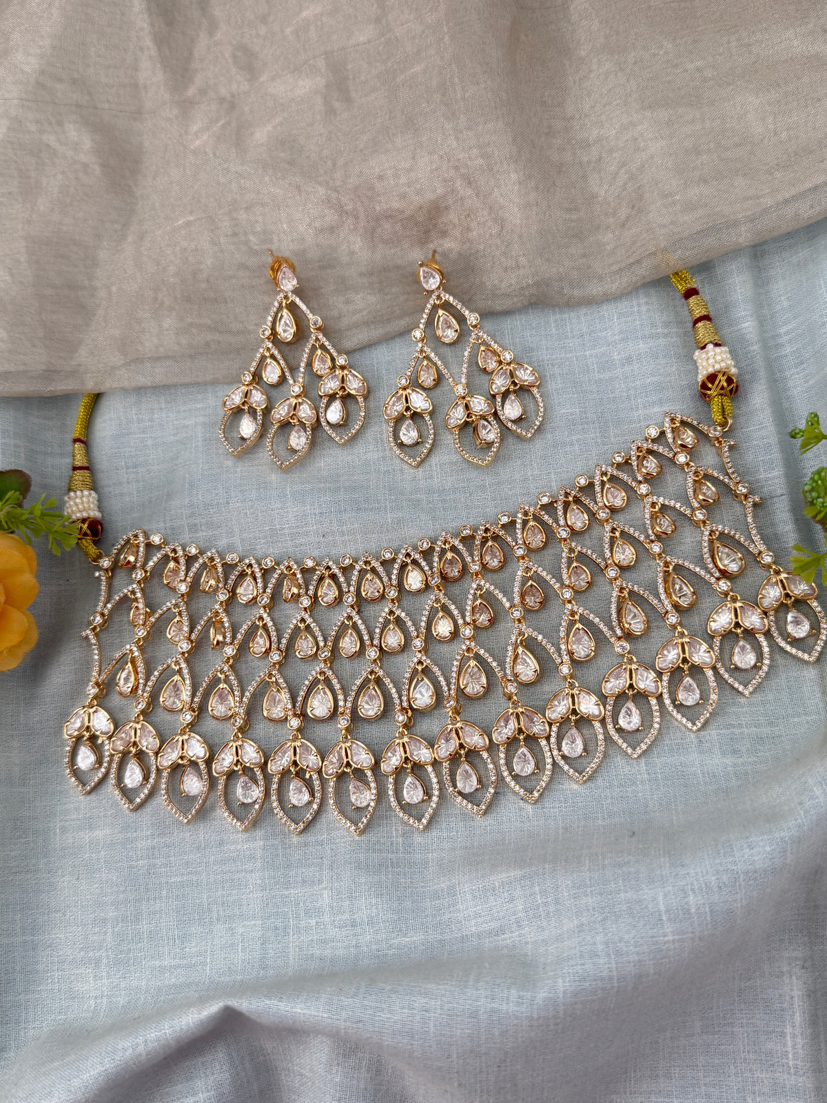 Traditional Jade Bille hair accessory for women