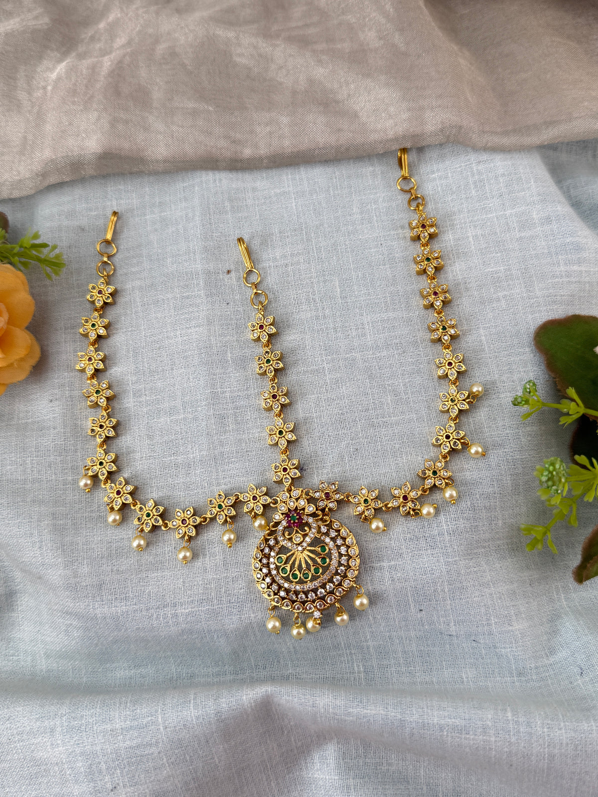 Traditional Jade Bille hair accessory for women