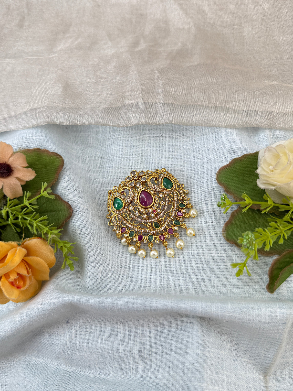 Traditional Jade Bille hair accessory for women