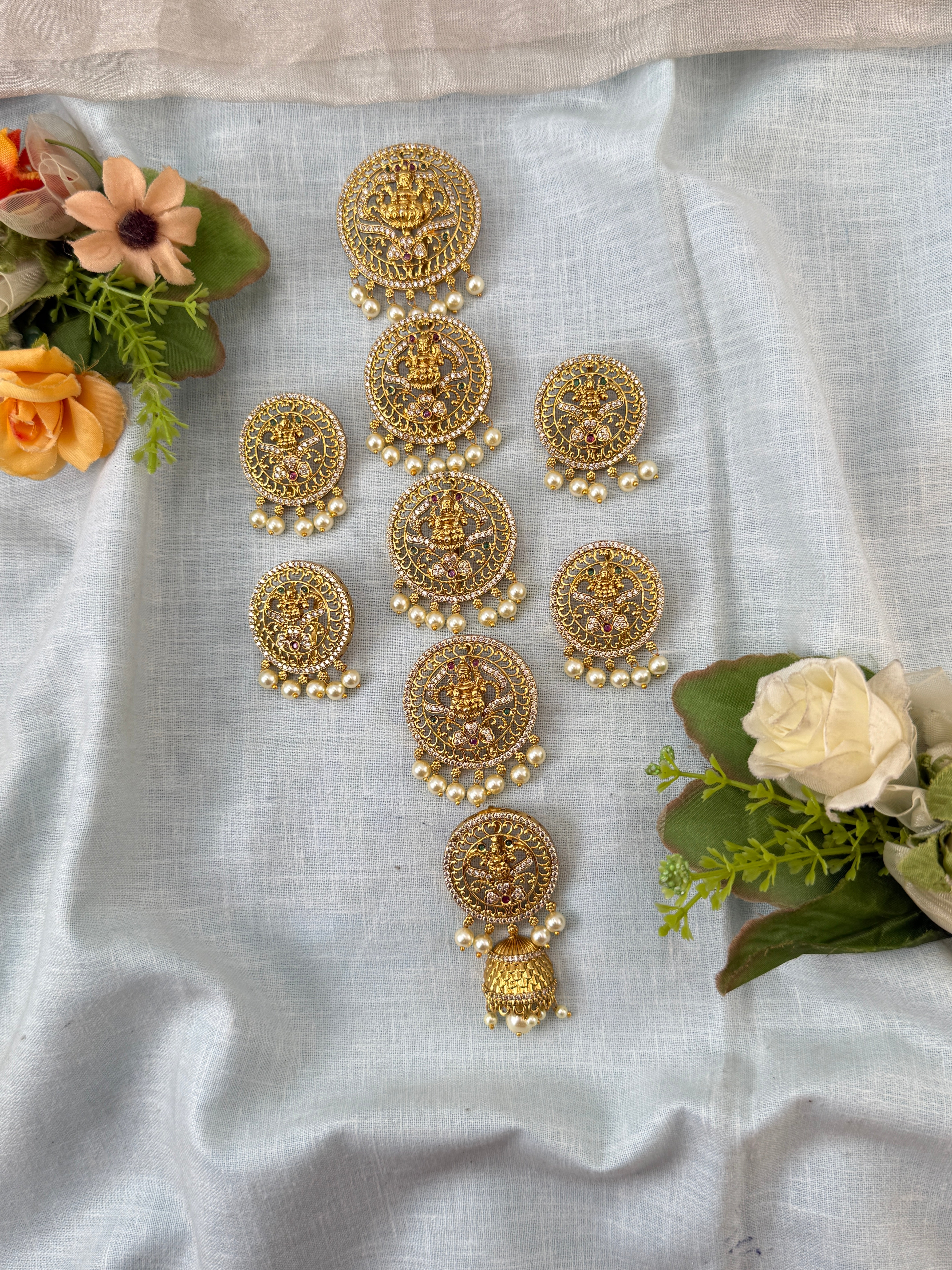 Traditional Jade Bille hair accessory for women