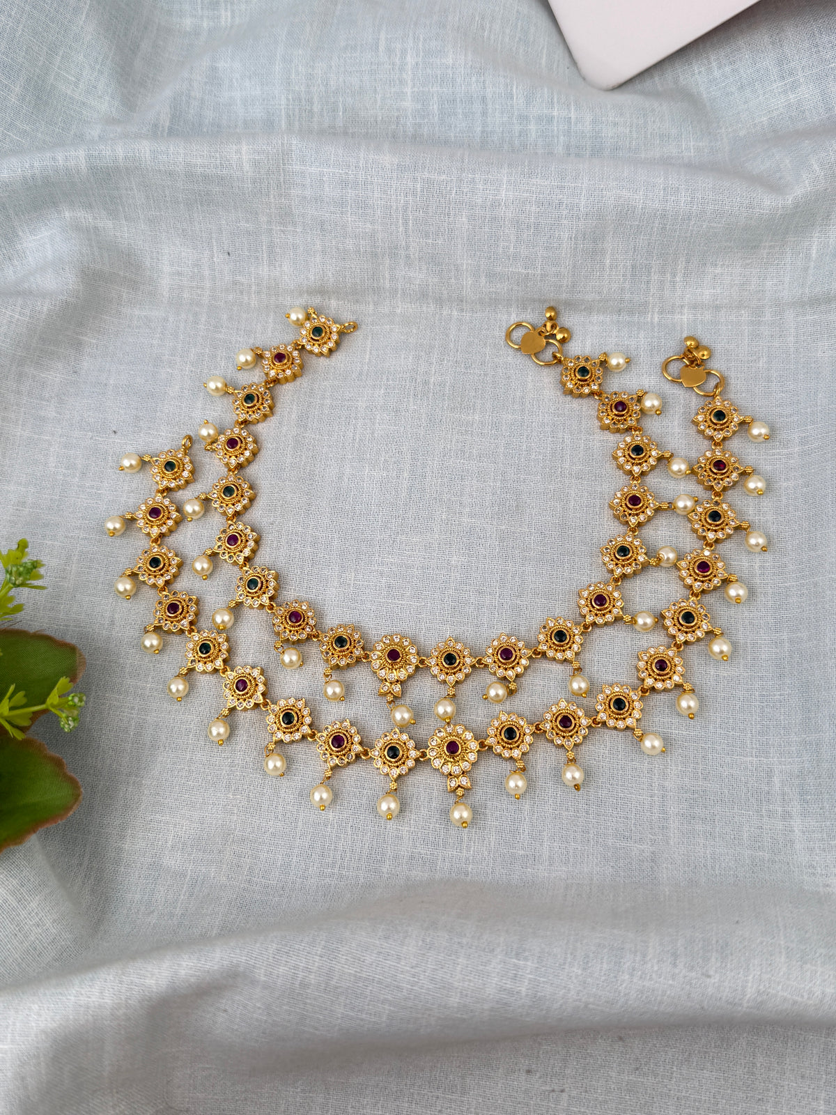 Elegant anklets for women