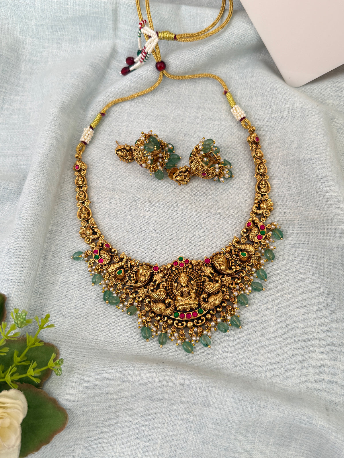 Antique temple necklace for women