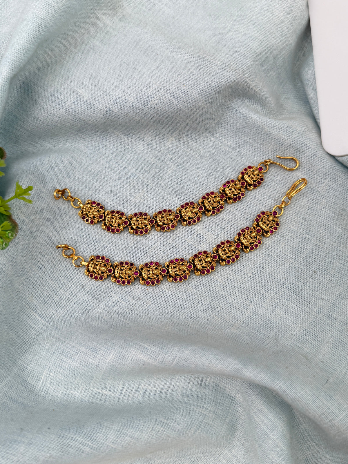 Antique Maatal Earchain| T0053