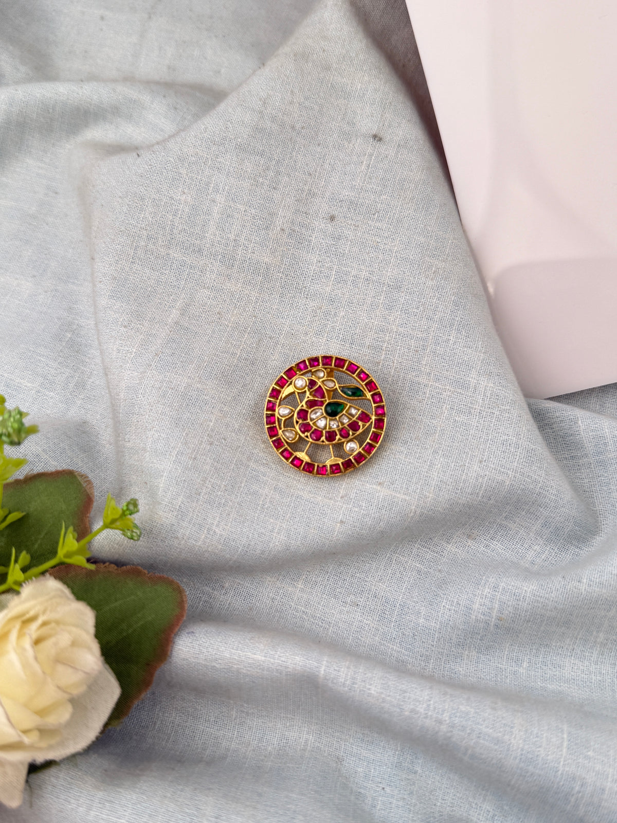 Traditional designer pendants for women