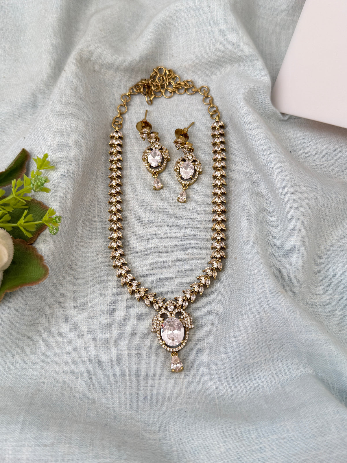 Victorian Stone Necklace Short Designer Set| N0710